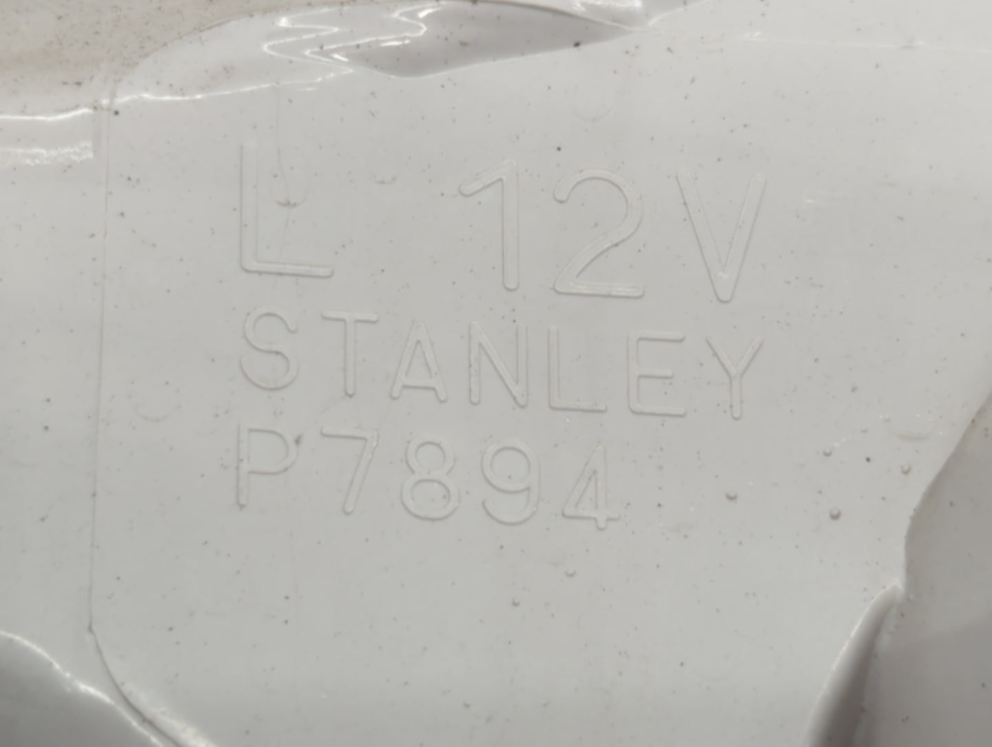 2005-2015 Nissan Xterra Tail Light Assembly Driver Left OEM P/N:P7894 949 602 Fits OEM Used Auto Parts - Oemusedautoparts1.c