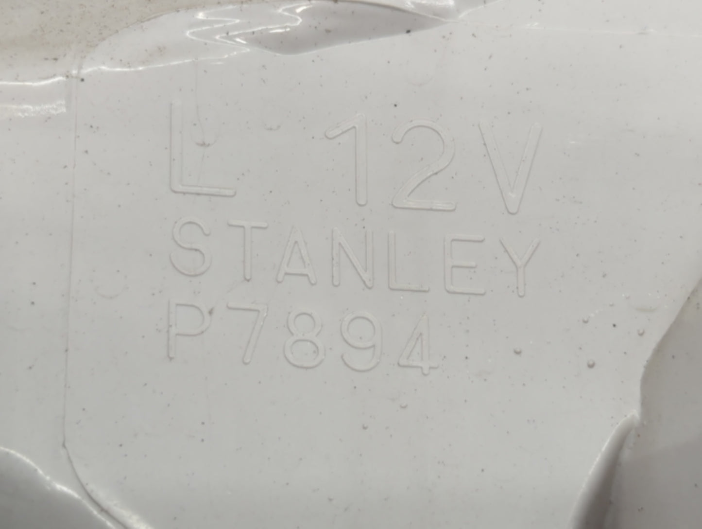 2005-2015 Nissan Xterra Tail Light Assembly Driver Left OEM P/N:P7894 949 602 Fits OEM Used Auto Parts - Oemusedautoparts1.c