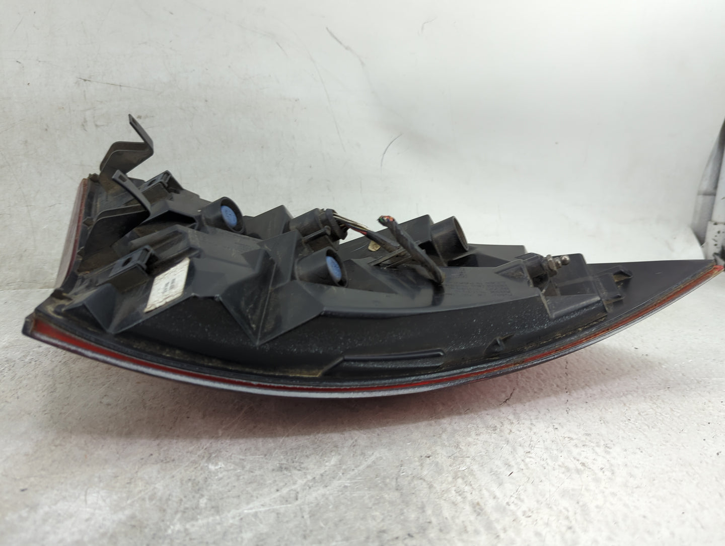 2011-2014 Porsche Cayenne Tail Light Assembly Passenger Right OEM P/N:89502530 Fits Fits 2011 2012 2013 2014 OEM Used Auto P