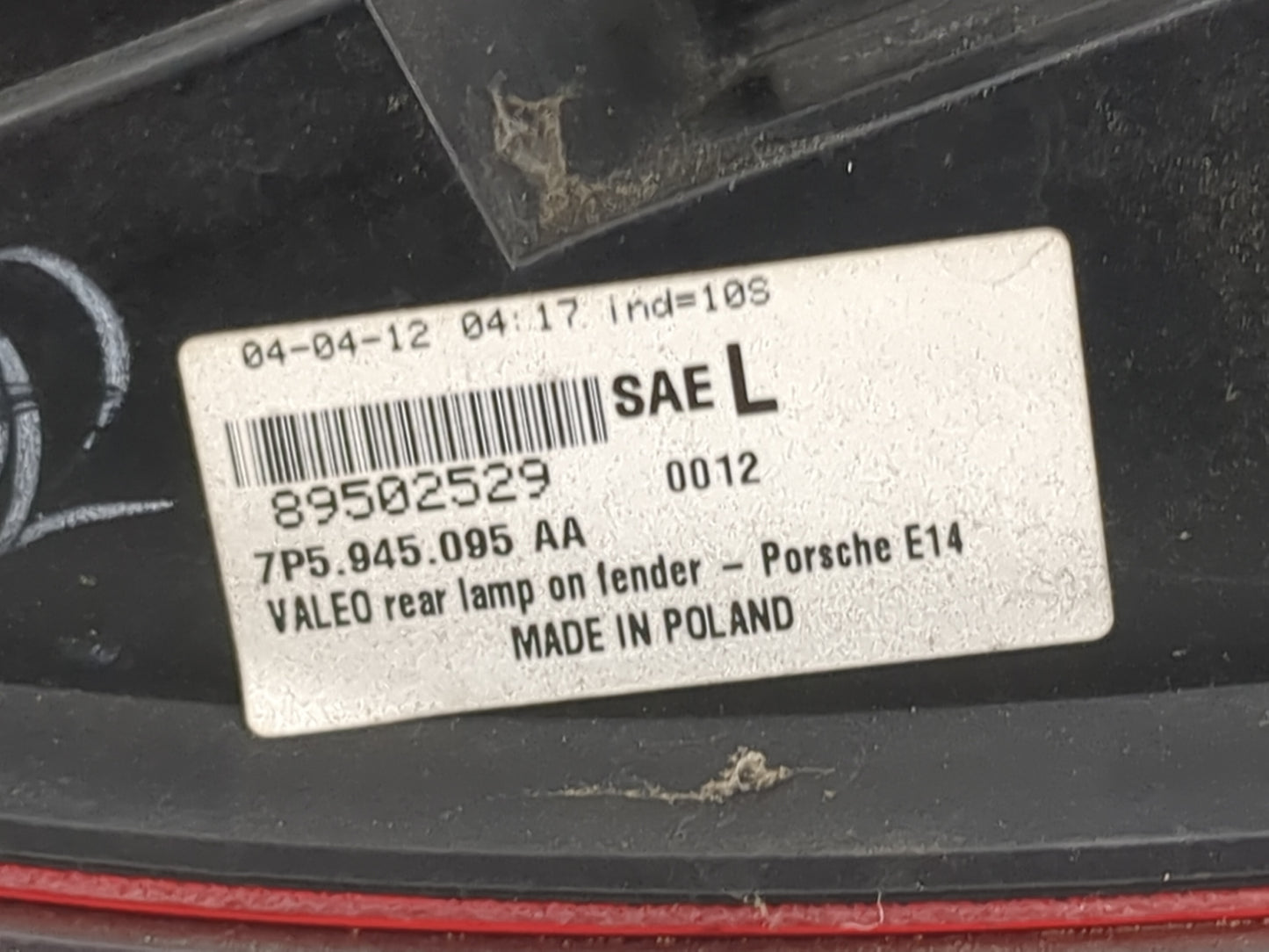 2011-2014 Porsche Cayenne Tail Light Assembly Driver Left OEM P/N:7P5 945 095 AA 89502529 Fits Fits 2011 2012 2013 2014 OEM 