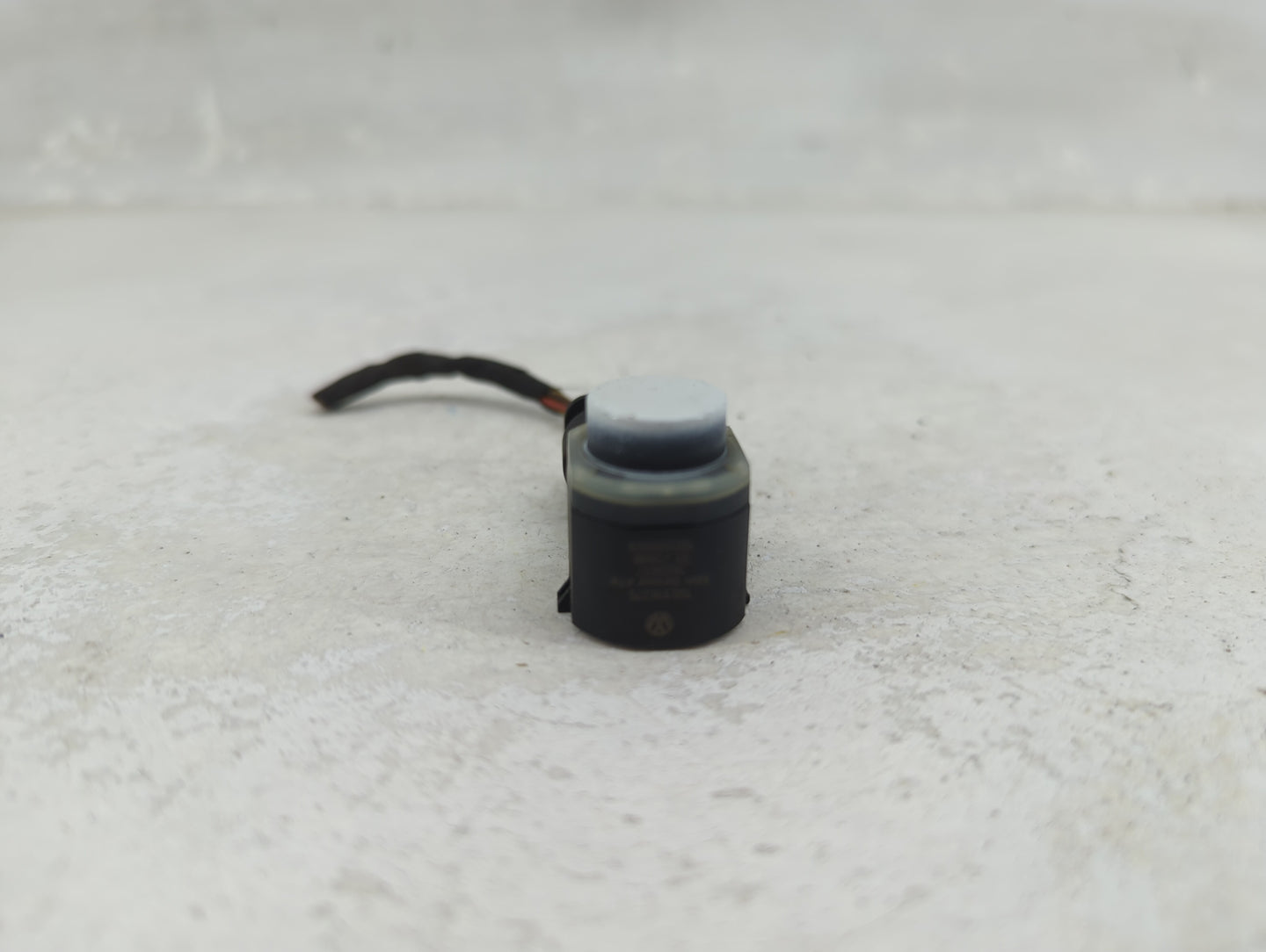 2012 Porsche Cayenne Front Park Assist Sensor Silver - Oemusedautoparts1.com