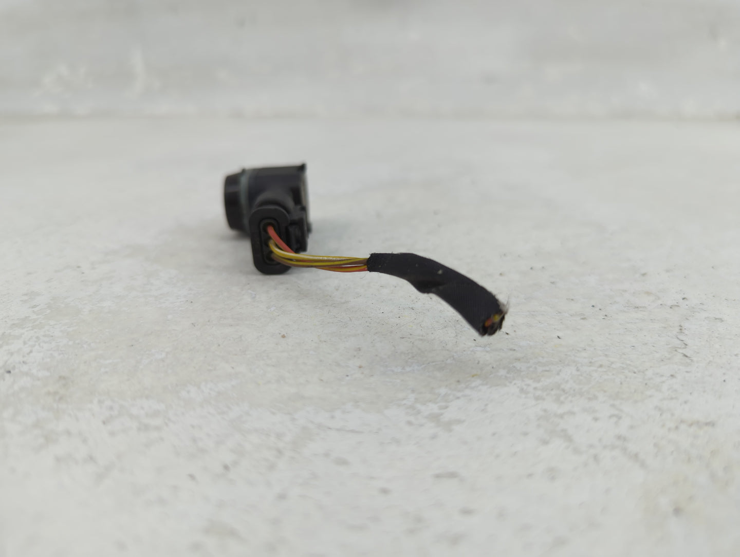 2012 Porsche Cayenne Front Park Assist Sensor White - Oemusedautoparts1.com