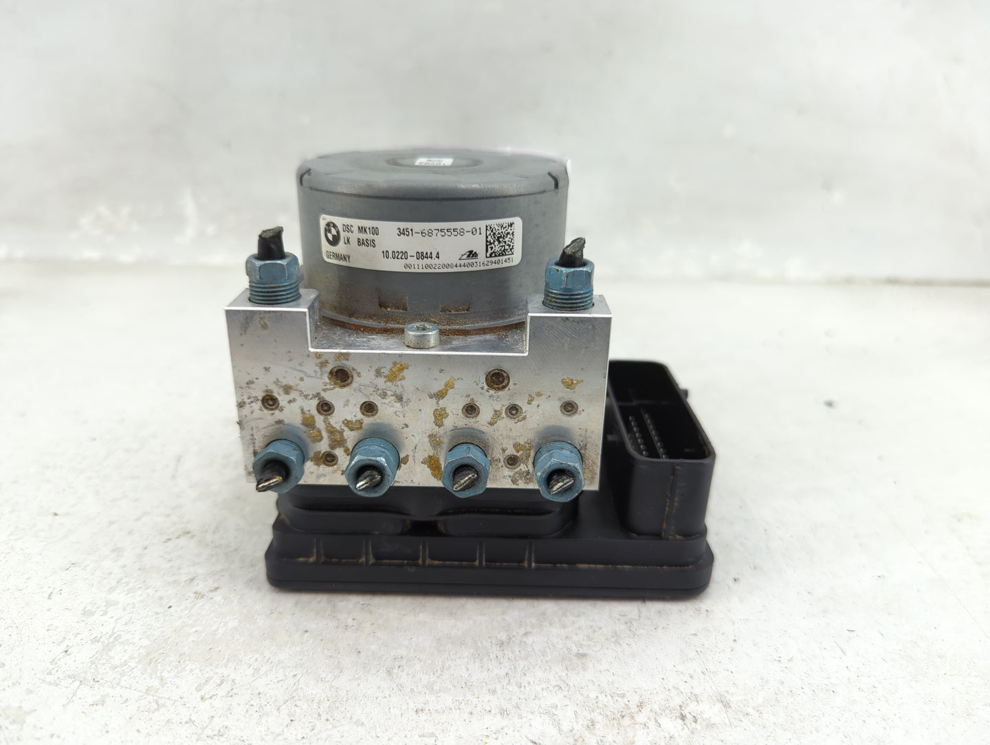 2011-2012 Porsche Cayenne ABS Pump Control Module Replacement Fits Fits 2011 2012 OEM Used Auto Parts - Oemusedautoparts1.co