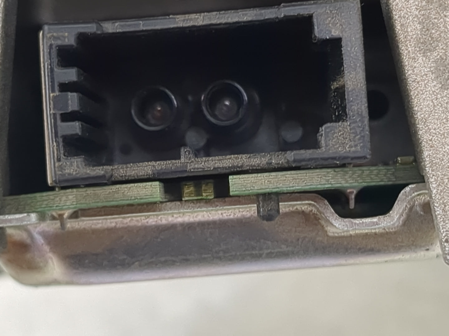 2011-2016 Porsche Cayenne Radio Speaker Amplifier - Oemusedautoparts1.com