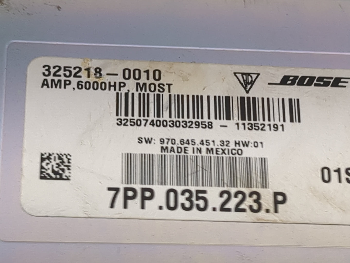 2011-2016 Porsche Cayenne Radio Speaker Amplifier - Oemusedautoparts1.com