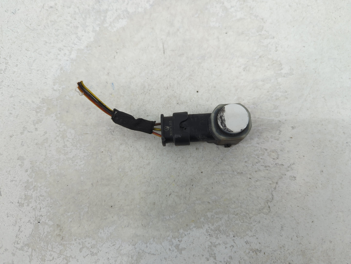 2012 Porsche Panamera Front Park Assist Sensor Silver - Oemusedautoparts1.com