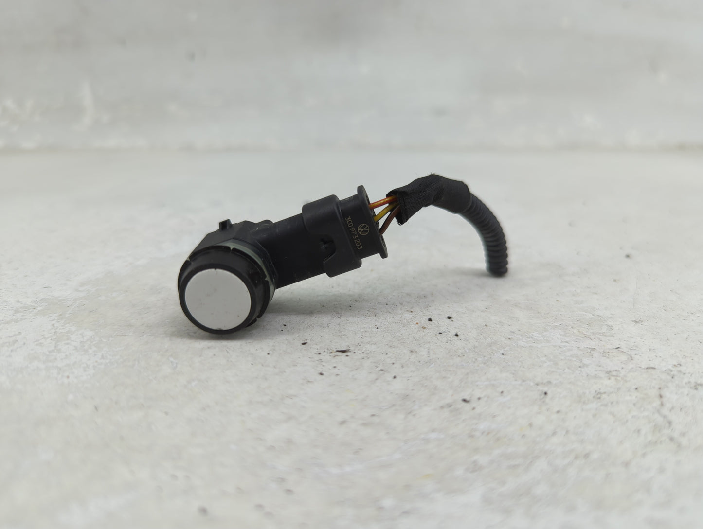 2012 Porsche Panamera Front Park Assist Sensor 1456589 - Oemusedautoparts1.com