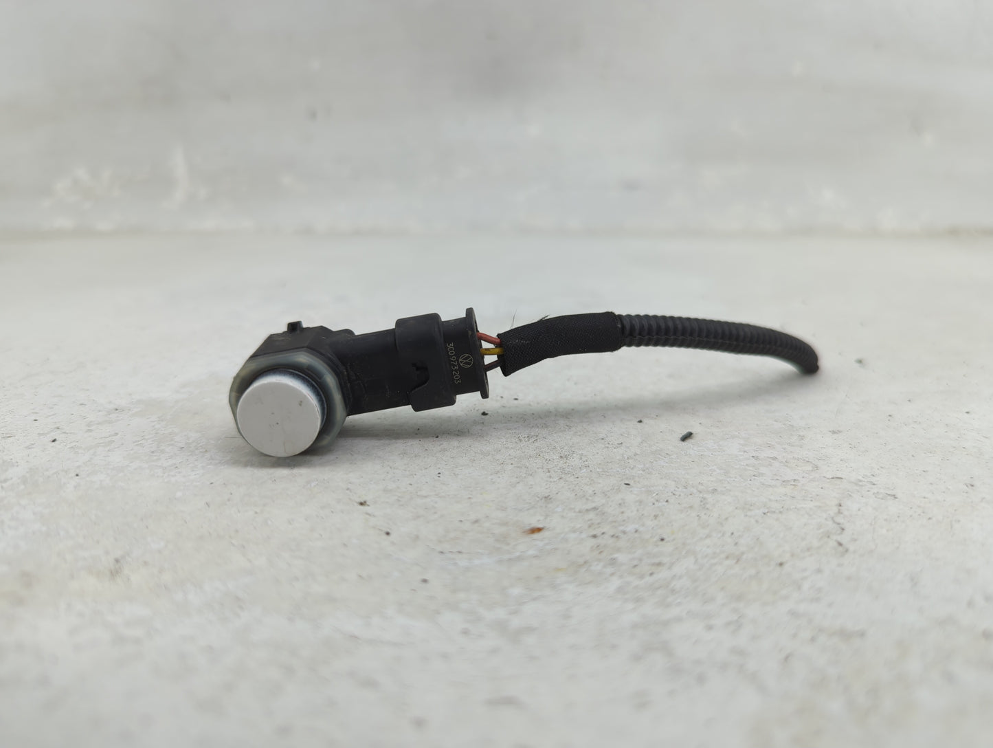 2012 Porsche Panamera Front Park Assist Sensor Black - Oemusedautoparts1.com