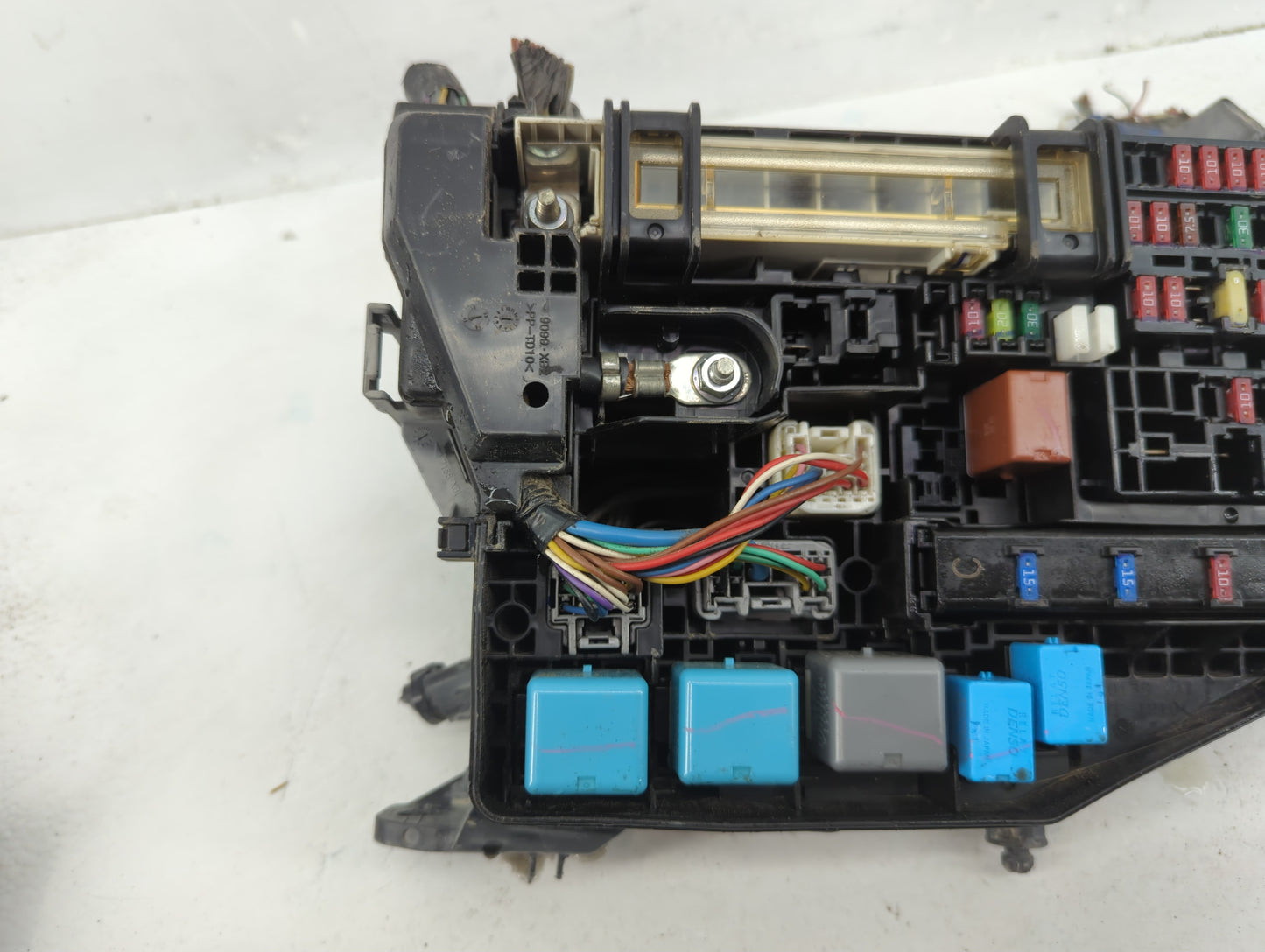 2011-2013 Scion Tc Fusebox Fuse Box Panel Relay Module P/N:82662-21060 Fits Fits 2011 2012 2013 OEM Used Auto Parts - Oemuse