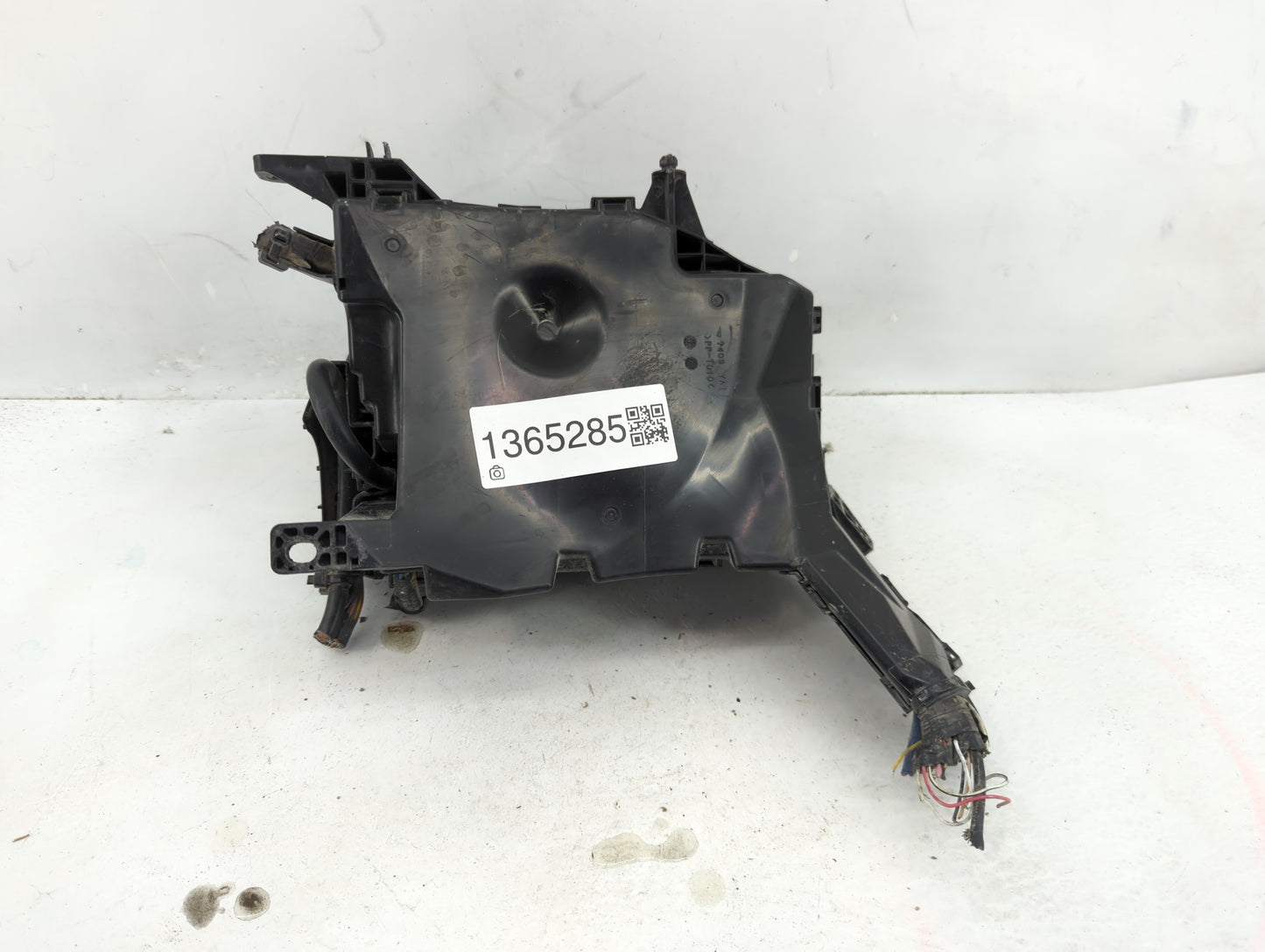 2011-2013 Scion Tc Fusebox Fuse Box Panel Relay Module P/N:82662-21060 Fits Fits 2011 2012 2013 OEM Used Auto Parts - Oemuse