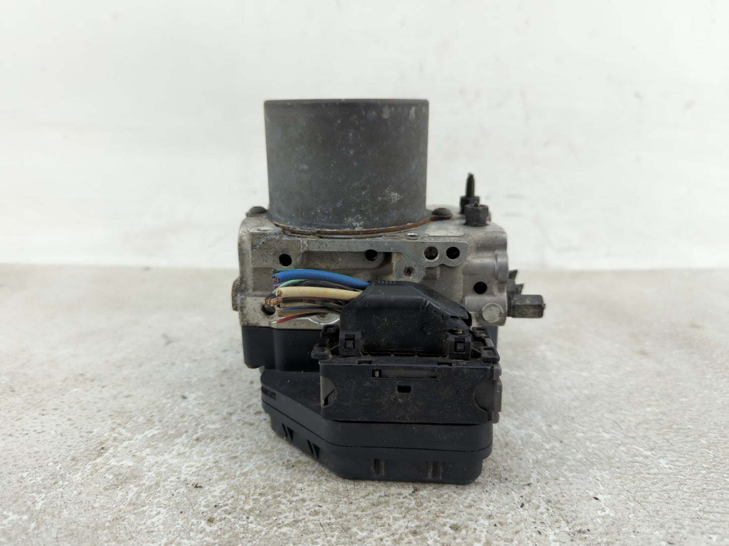 2011-2013 Scion Tc ABS Pump Control Module Replacement P/N:133800-1970 89541-21110, 44540-21050 Fits Fits 2011 2012 2013 OEM