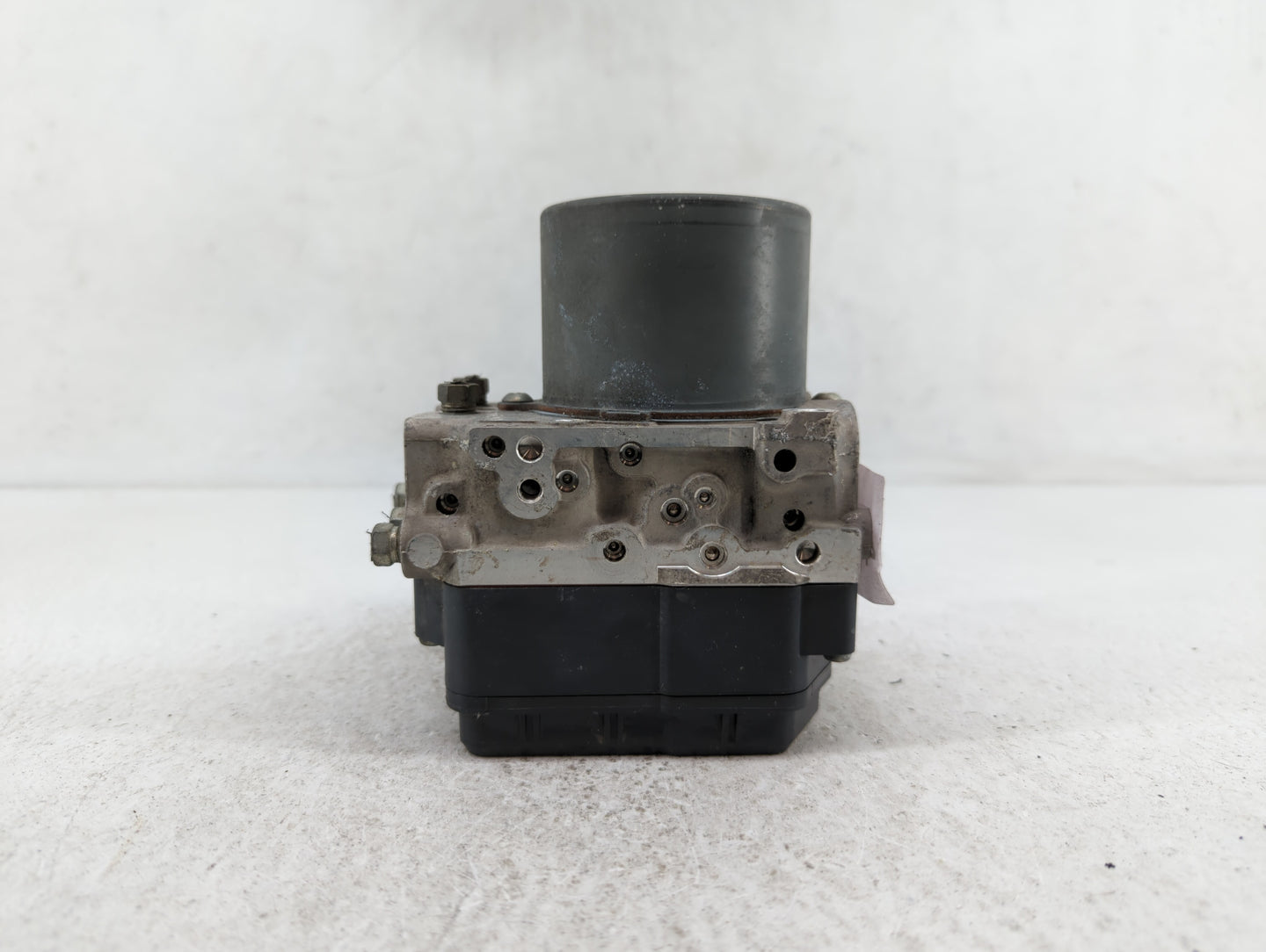 2011-2013 Scion Tc ABS Pump Control Module Replacement P/N:44540-21050 89541-21110, 44540-21060 Fits Fits 2011 2012 2013 OEM