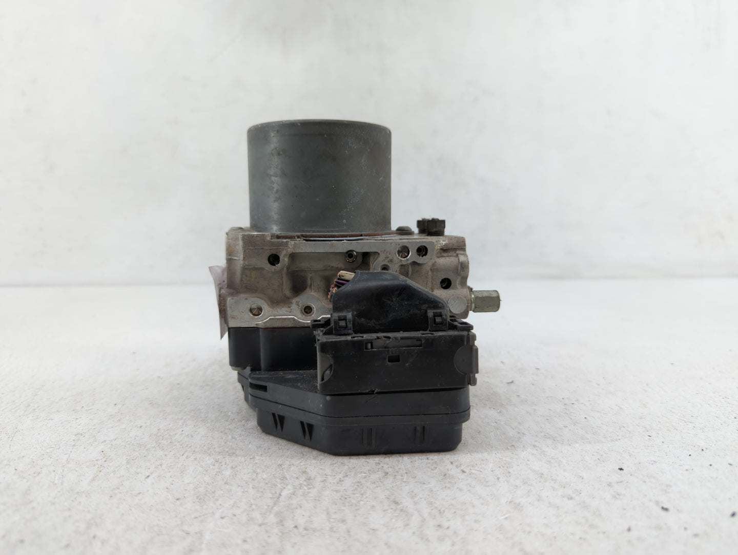 2011-2013 Scion Tc ABS Pump Control Module Replacement P/N:44540-21050 89541-21110, 44540-21060 Fits Fits 2011 2012 2013 OEM