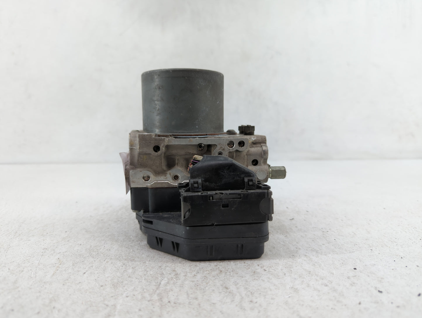 2011-2013 Scion Tc ABS Pump Control Module Replacement P/N:44540-21050 89541-21110, 44540-21060 Fits Fits 2011 2012 2013 OEM