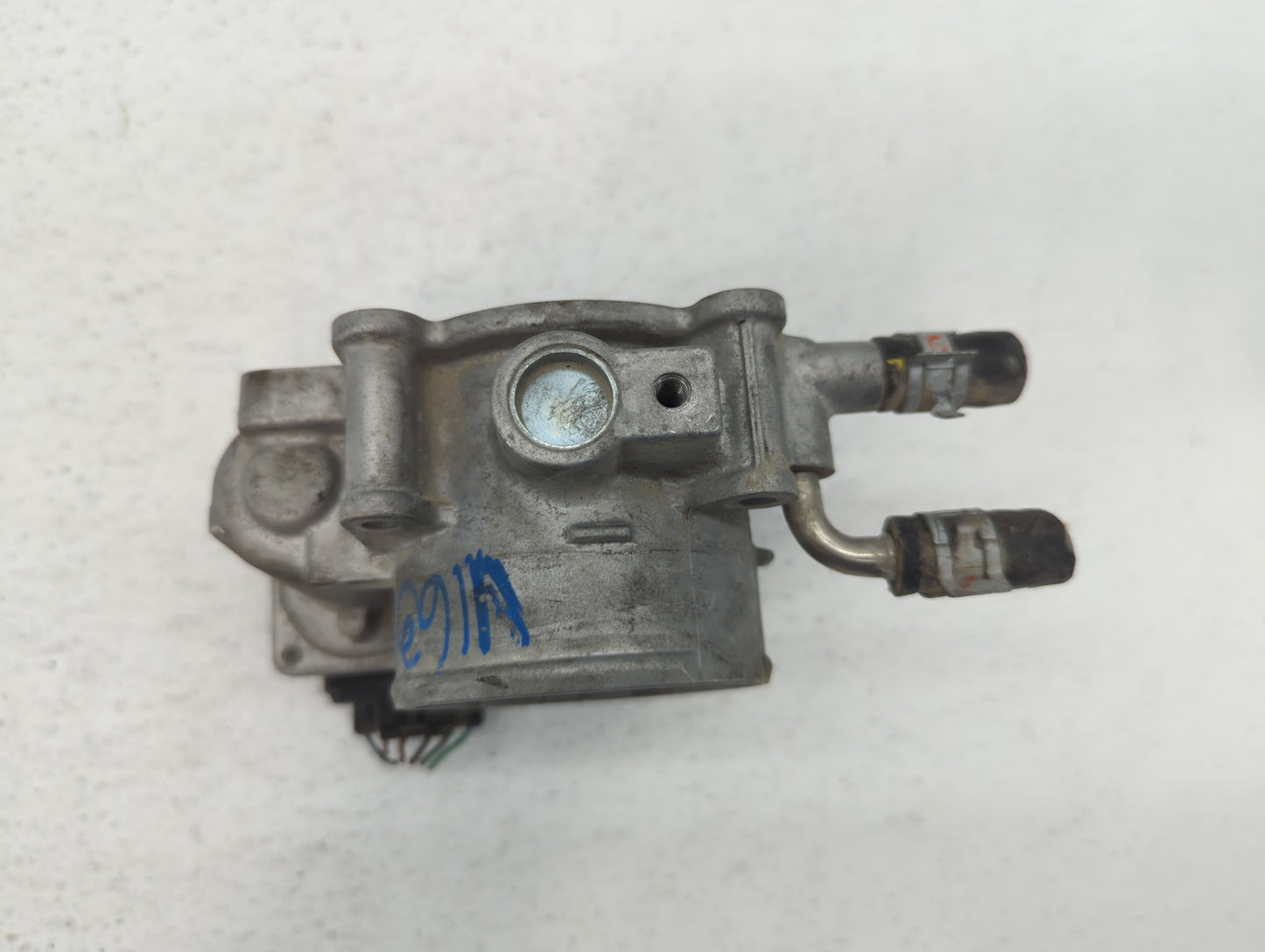 2011-2016 Scion Tc Throttle Body P/N:22030-0V010 22030-36010 Fits Fits 2009 2010 2011 2012 2013 2014 2015 2016 2017 2018 201