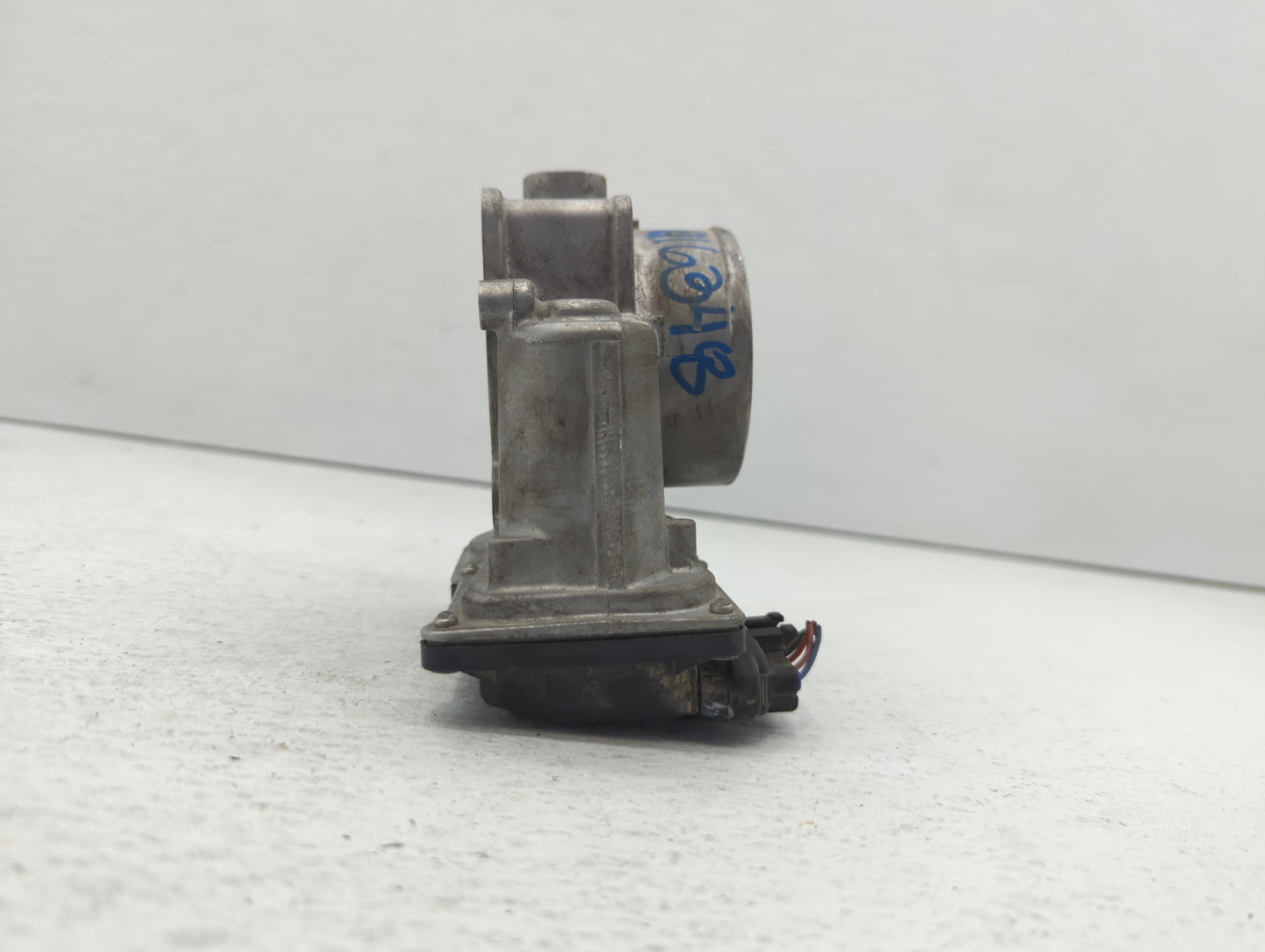 2011-2016 Scion Tc Throttle Body P/N:22030-0V010 22030-36010 Fits Fits 2009 2010 2011 2012 2013 2014 2015 2016 2017 2018 201