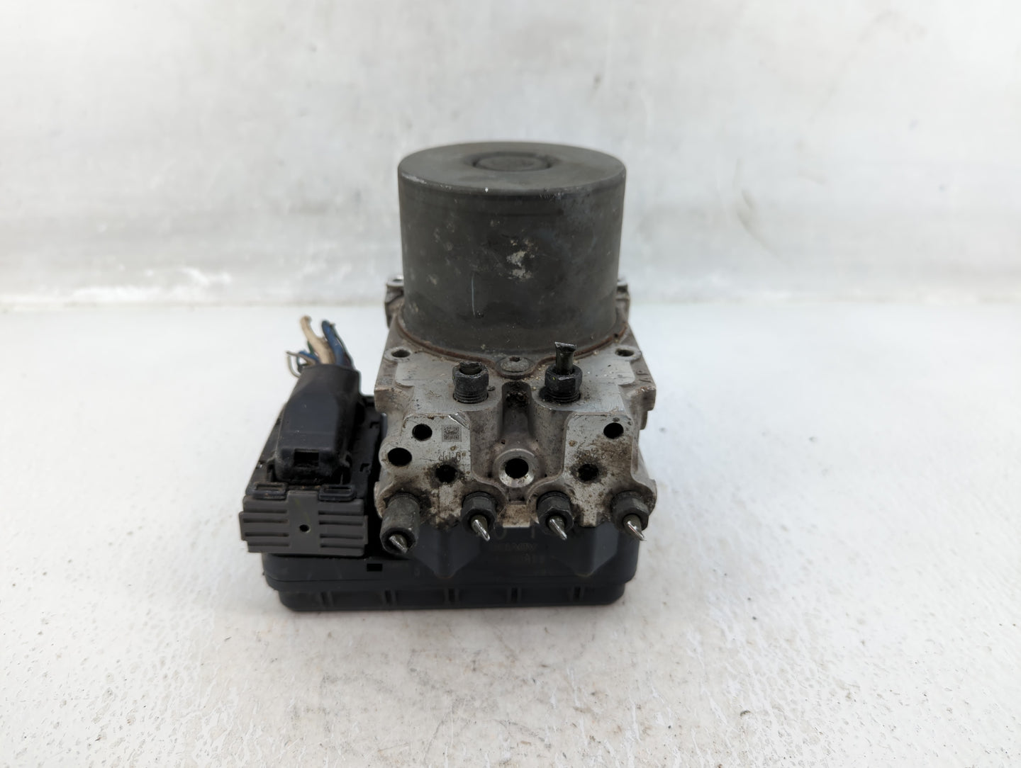 2011-2013 Scion Tc ABS Pump Control Module Replacement P/N:44540-21050 89541-21110 Fits Fits 2011 2012 2013 OEM Used Auto Pa