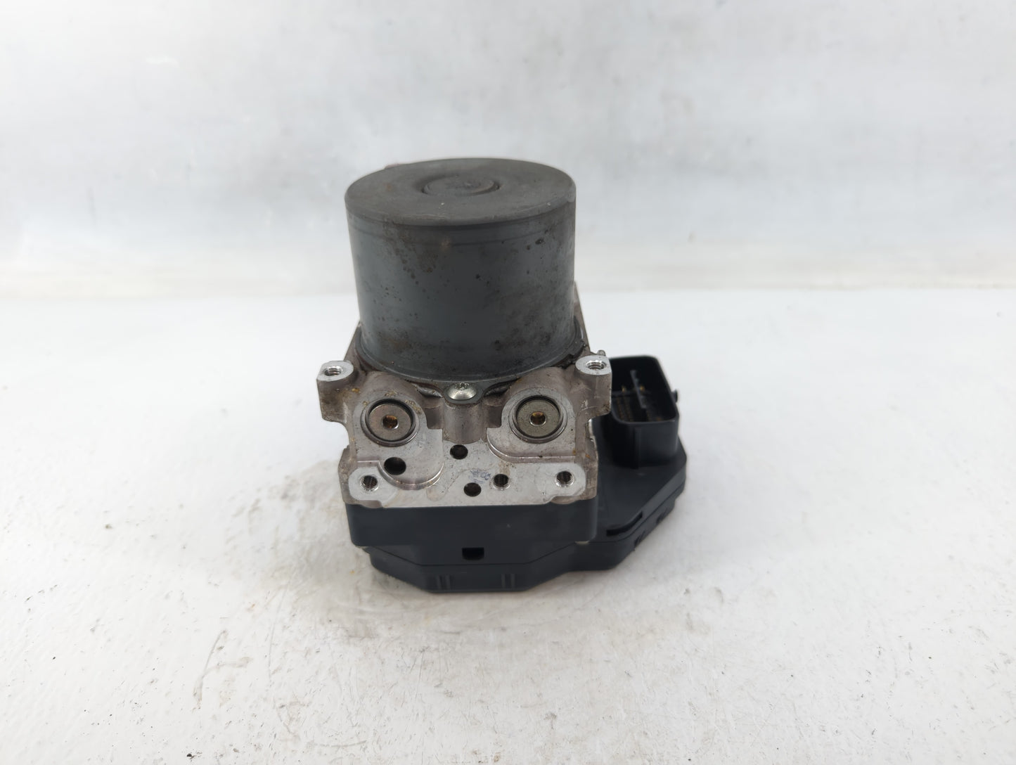 2011-2013 Scion Tc ABS Pump Control Module Replacement P/N:44540-21050 89541-21110 Fits Fits 2011 2012 2013 OEM Used Auto Pa