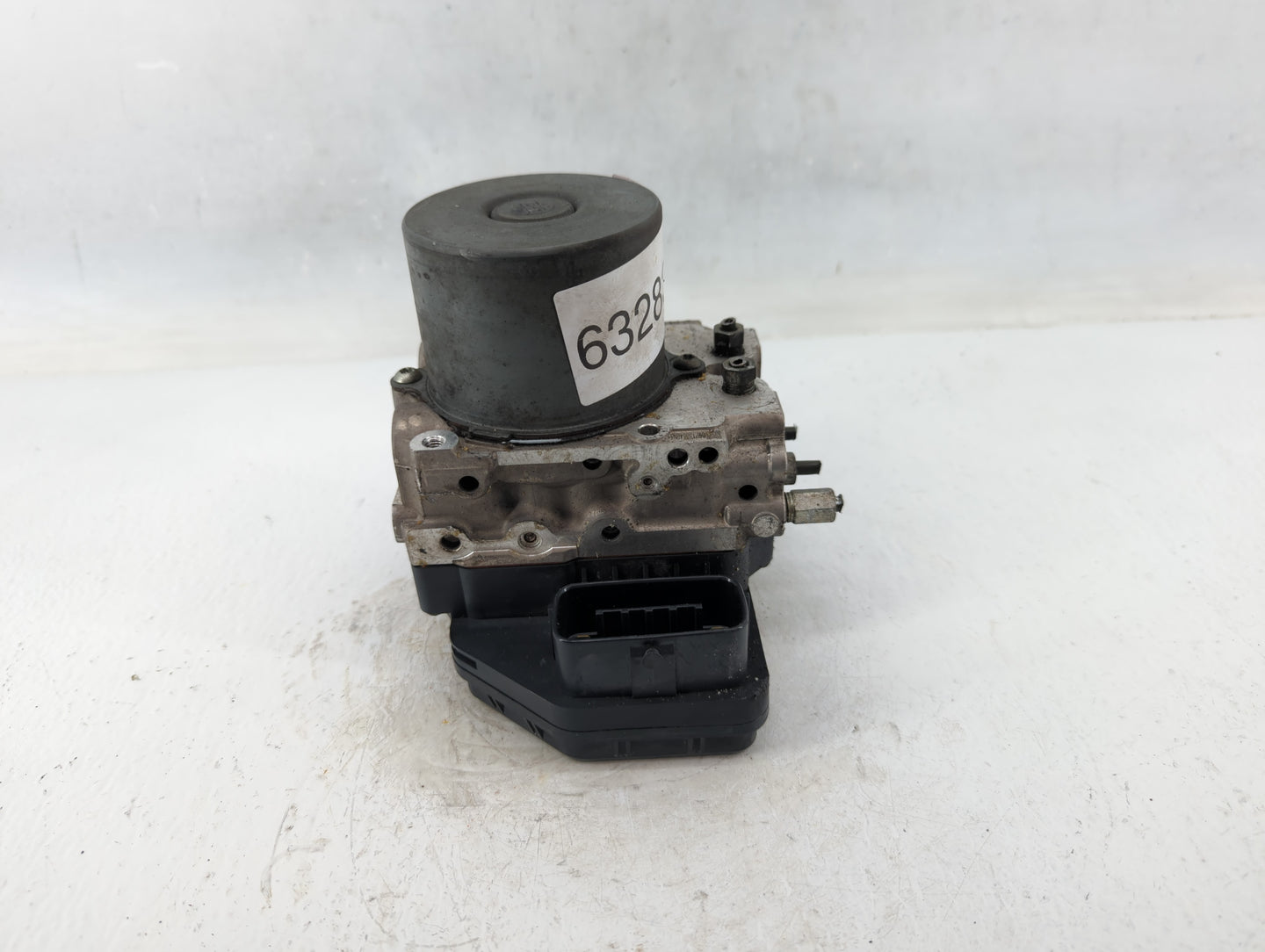 2011-2013 Scion Tc ABS Pump Control Module Replacement P/N:44540-21050 89541-21110 Fits Fits 2011 2012 2013 OEM Used Auto Pa