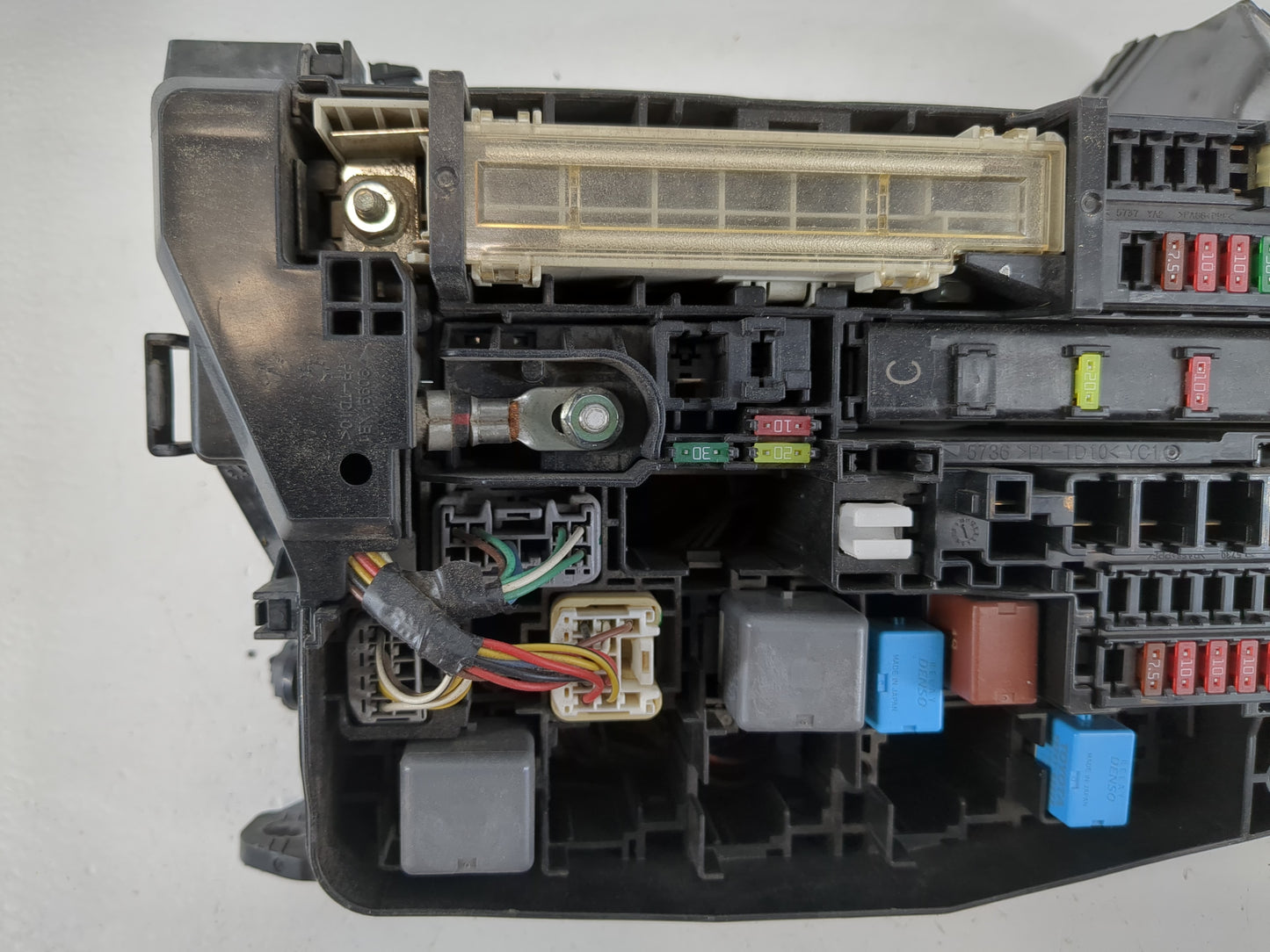 2008-2015 Scion Xb Fusebox Fuse Box Panel Relay Module P/N:82662-12450 Fits Fits 2008 2009 2010 2011 2012 2013 2014 2015 OEM
