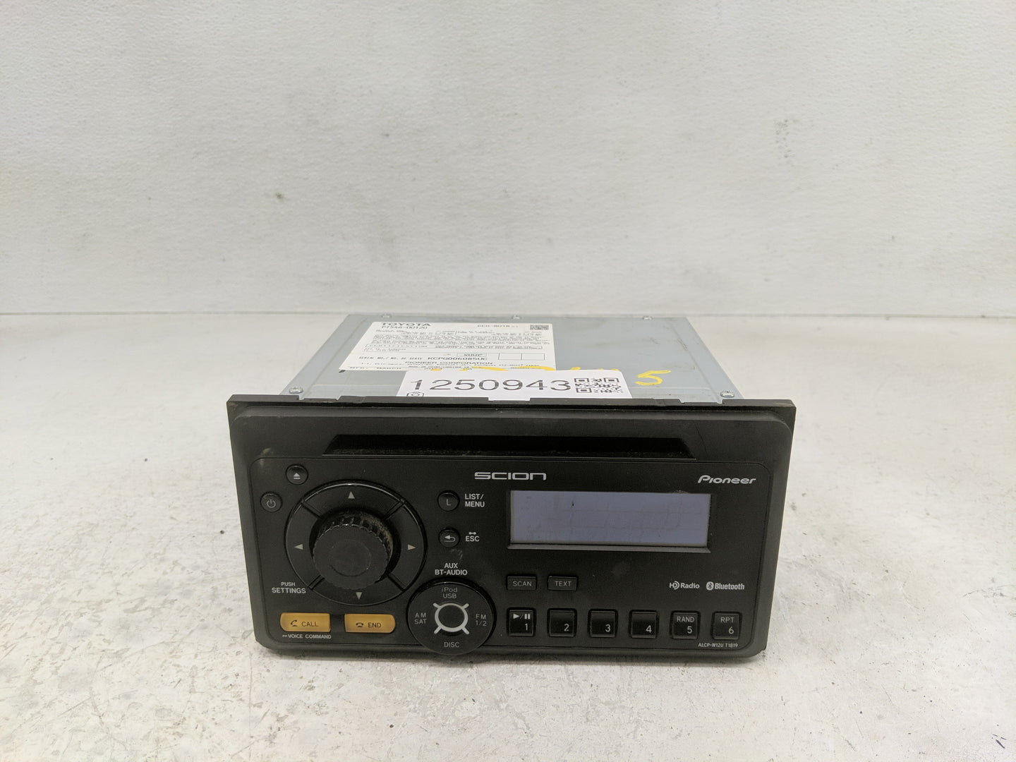 2012 Scion Xb Radio AM FM Cd Player Receiver Replacement P/N:PT546-00120 Fits OEM Used Auto Parts - Oemusedautoparts1.com
