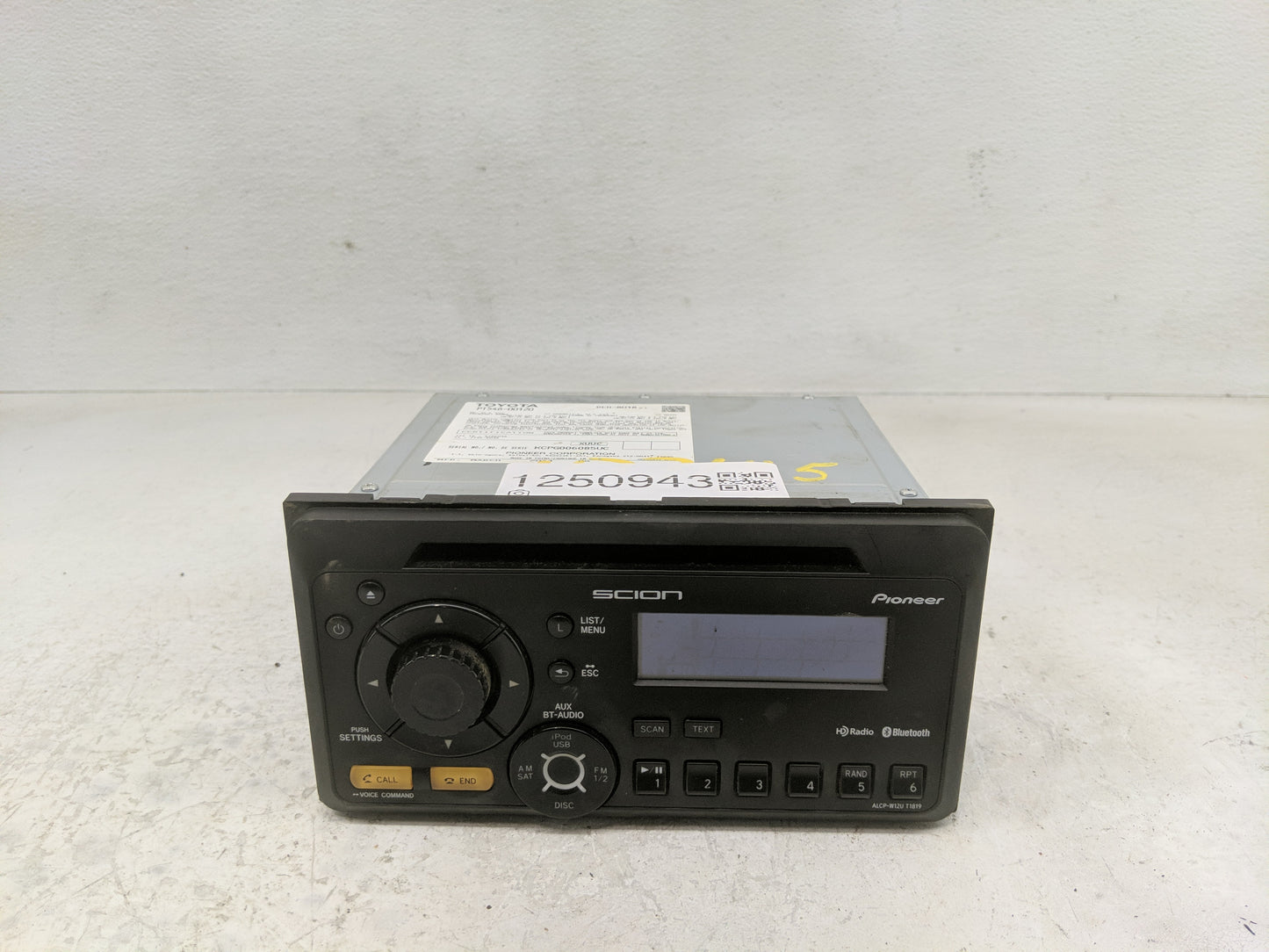 2012 Scion Xb Radio AM FM Cd Player Receiver Replacement P/N:PT546-00120 Fits OEM Used Auto Parts - Oemusedautoparts1.com