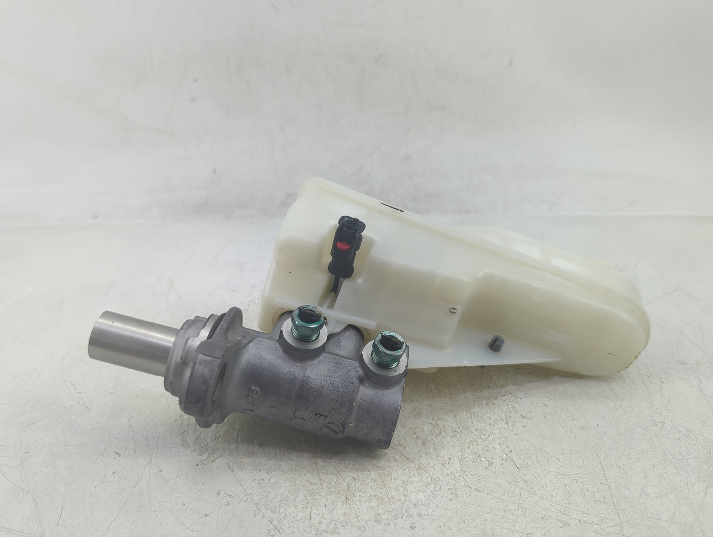 2008-2012 Scion Xb Brake Master Cylinder 1383106 - Oemusedautoparts1.com