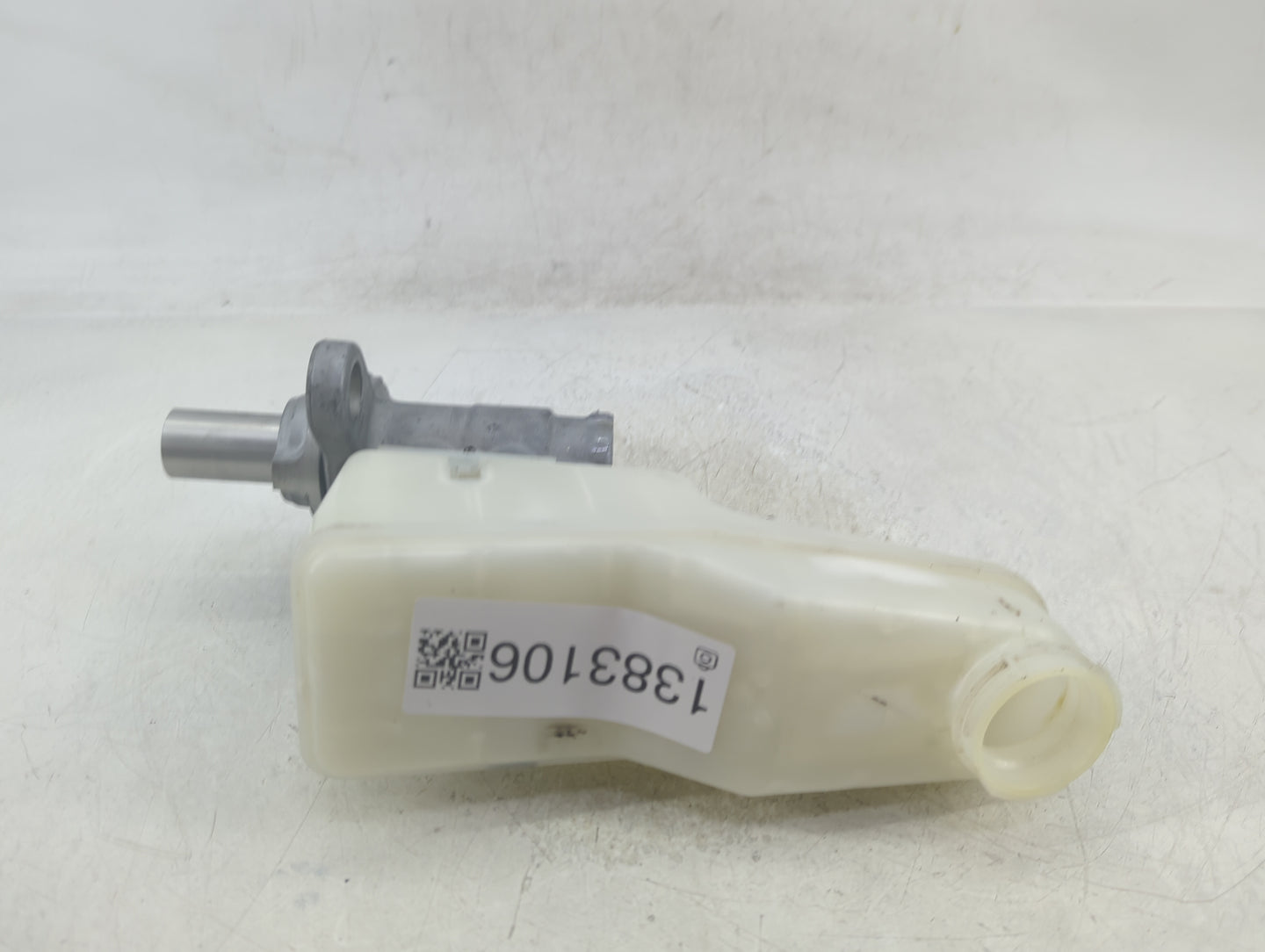 2008-2012 Scion Xb Brake Master Cylinder 1383106 - Oemusedautoparts1.com