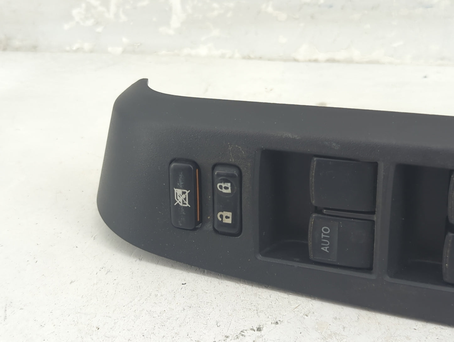 2008-2015 Scion Xb Master Power Window Switch Replacement Driver Side Left P/N:407-1Z23 Fits OEM Used Auto Parts - Oemusedau