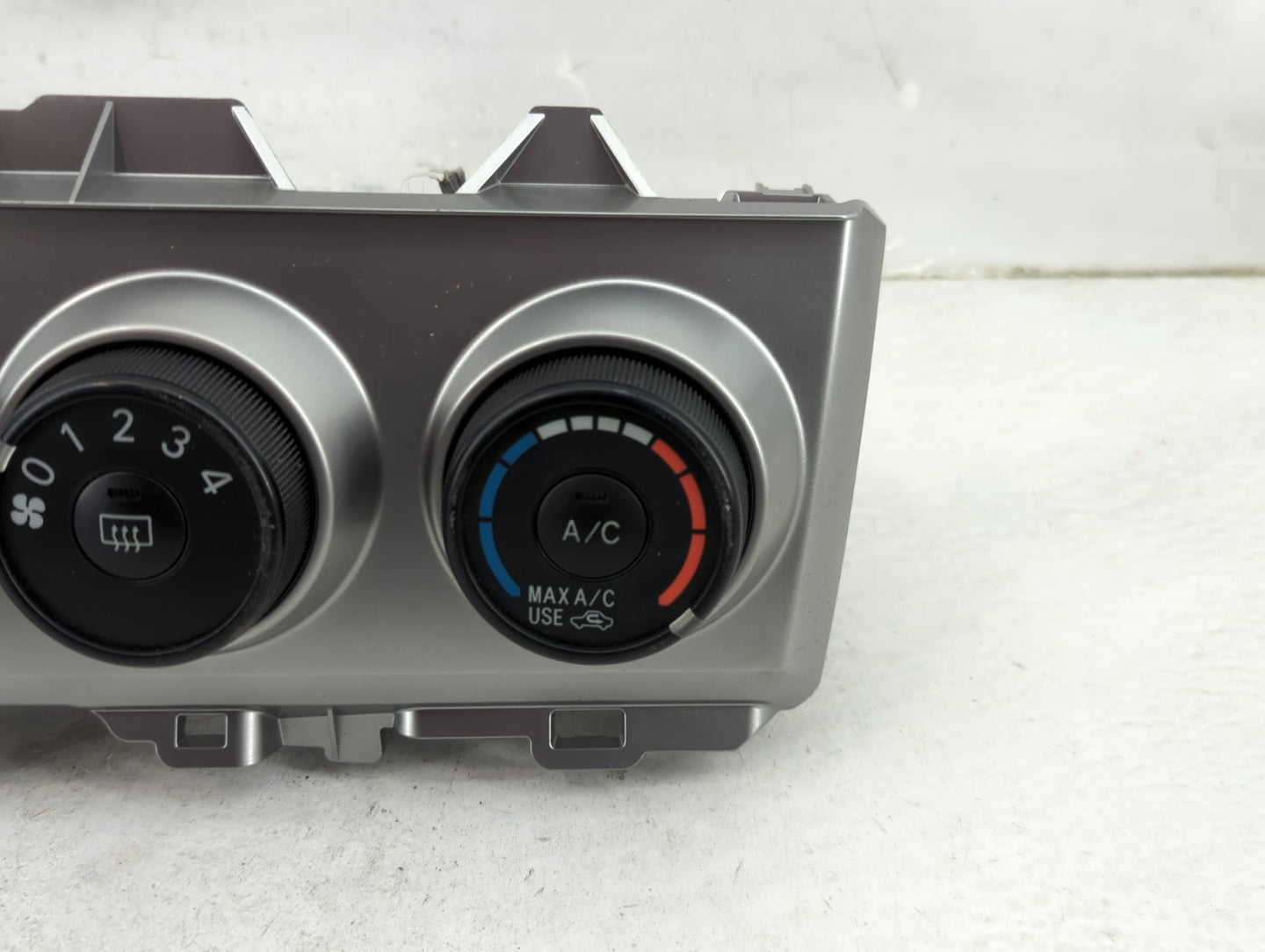 2011-2012 Scion Xb Climate Control Module Temperature AC/Heater Replacement P/N:55406-12490 Fits Fits 2011 2012 OEM Used Aut