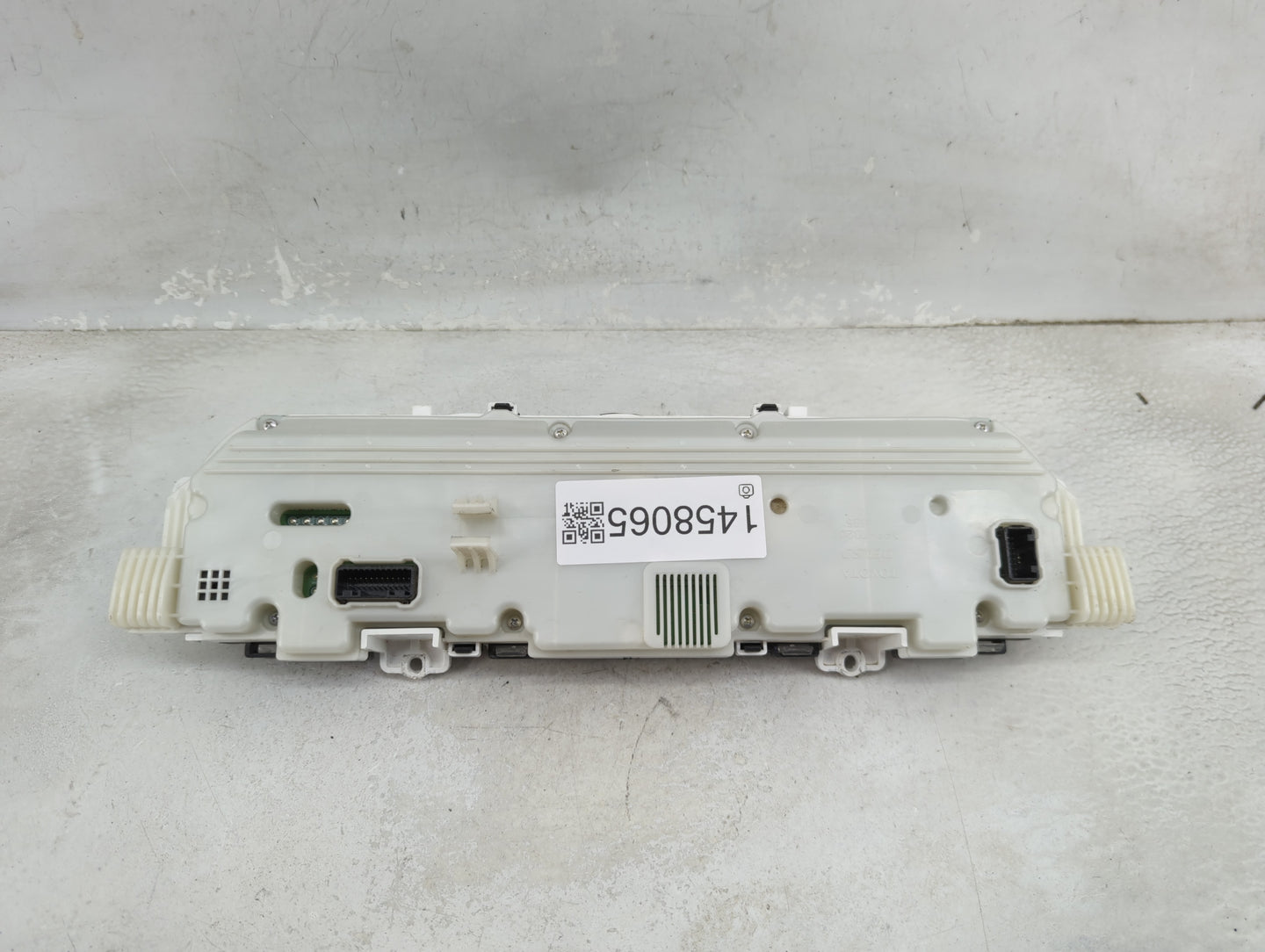 2012 Scion Xb Instrument Cluster Speedometer Gauges P/N:83800-12Q40 157550-2812 Miles: Fits OEM Used Auto Parts - Oemusedaut