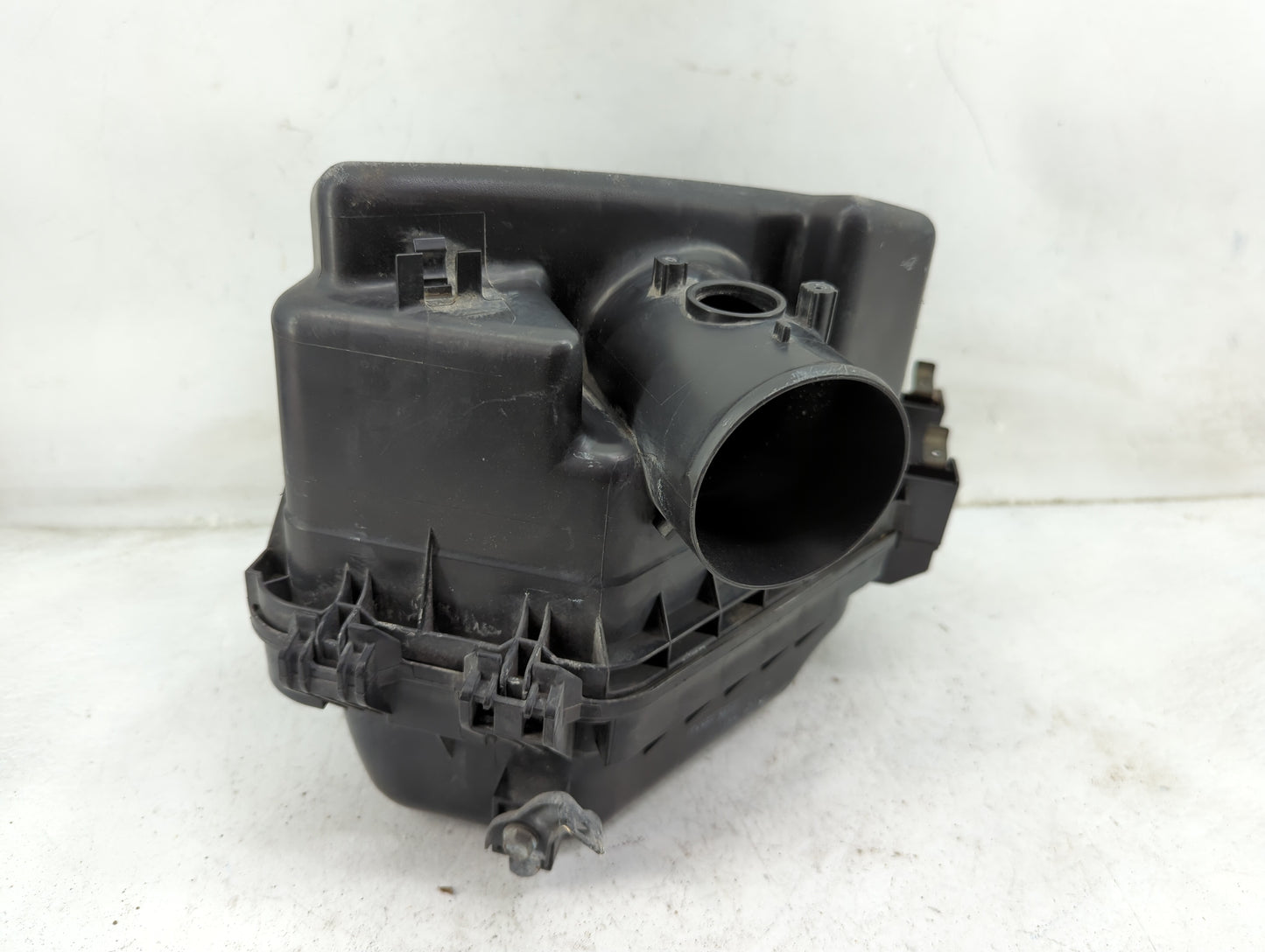 2012 Scion Xb Air Cleaner Intake-duct Hose Tube - Oemusedautoparts1.com