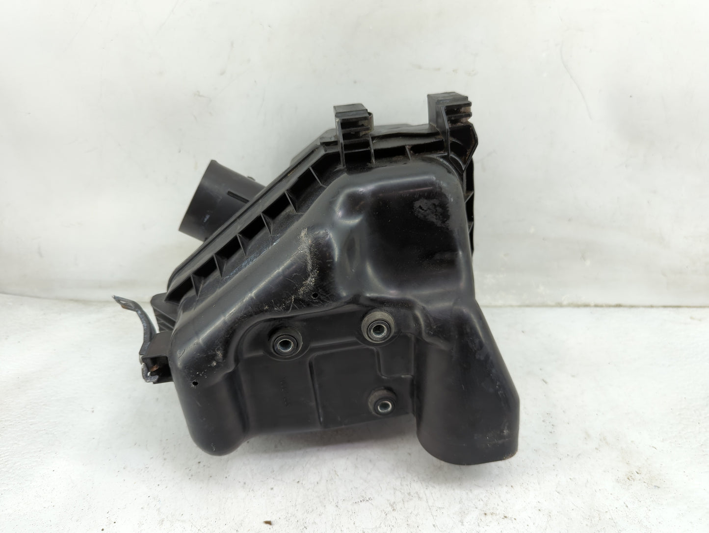 2012 Scion Xb Air Cleaner Intake-duct Hose Tube - Oemusedautoparts1.com