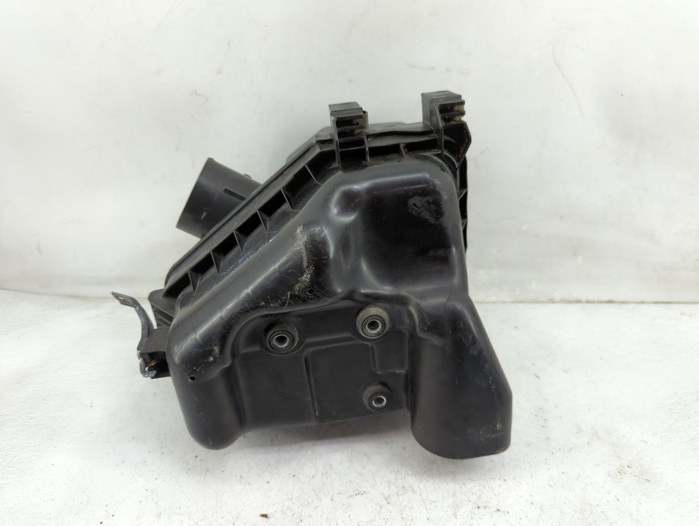2012 Scion Xb Air Cleaner Intake-duct Hose Tube - Oemusedautoparts1.com