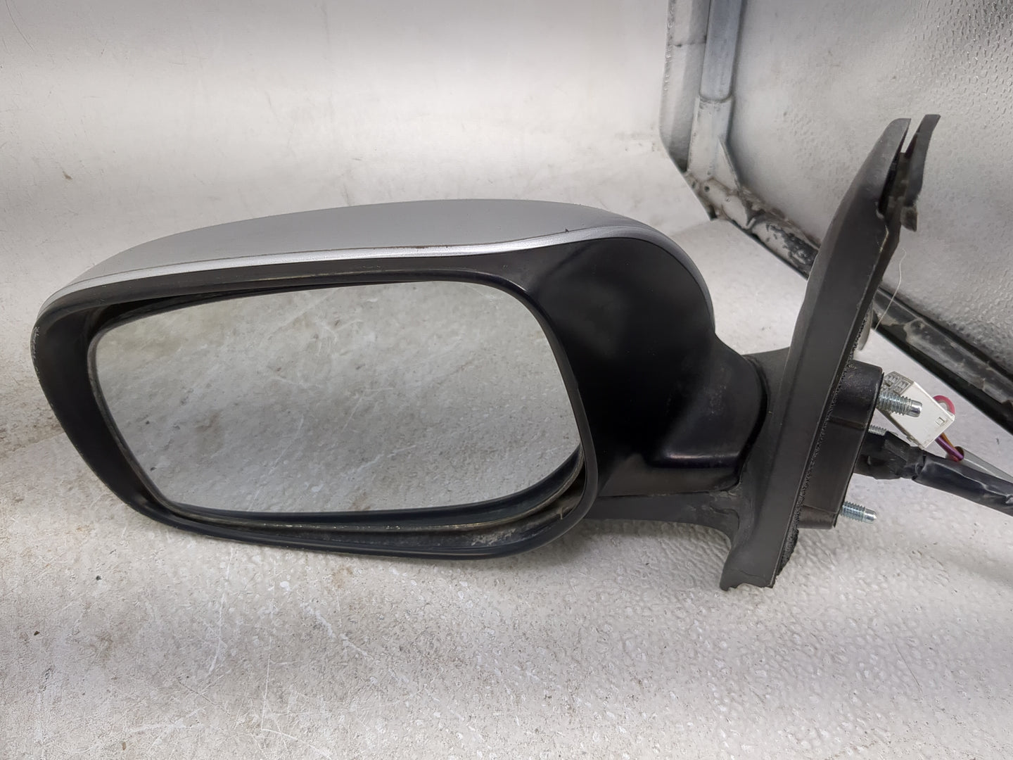 2008-2015 Scion Xb Driver Side View Mirror - Left Door Mirror OEM Used - Oemusedautoparts1.com