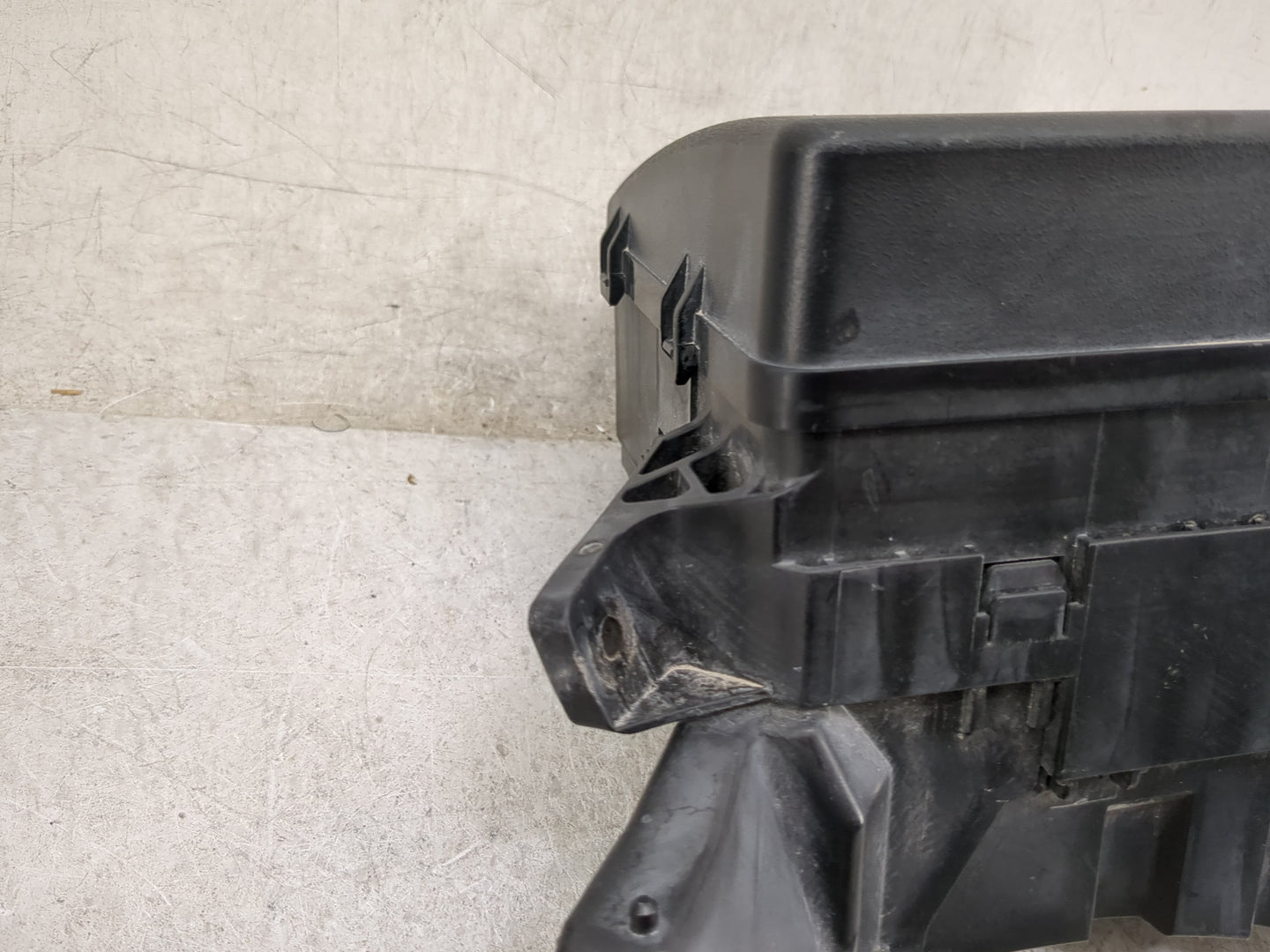 2012 Scion Xb Fusebox Fuse Box Panel Relay Module Fits OEM Used Auto Parts - Oemusedautoparts1.com