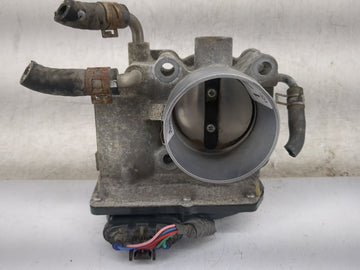2008-2015 Scion Xb Throttle Body P/N:22030-28071 Fits Fits 2006 2007 2008 2009 2010 2011 2012 2013 2014 2015 OEM Used Auto P