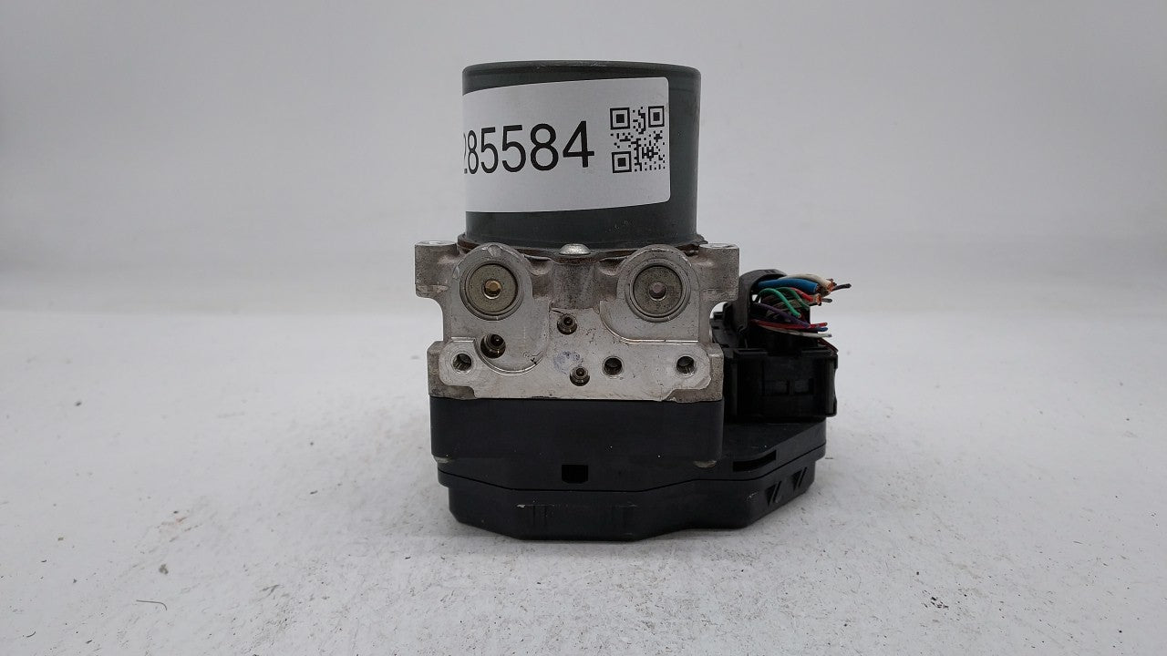 2012 Scion Xb ABS Pump Control Module Replacement P/N:89541-12821 44540-12511 Fits OEM Used Auto Parts - Oemusedautoparts1.c