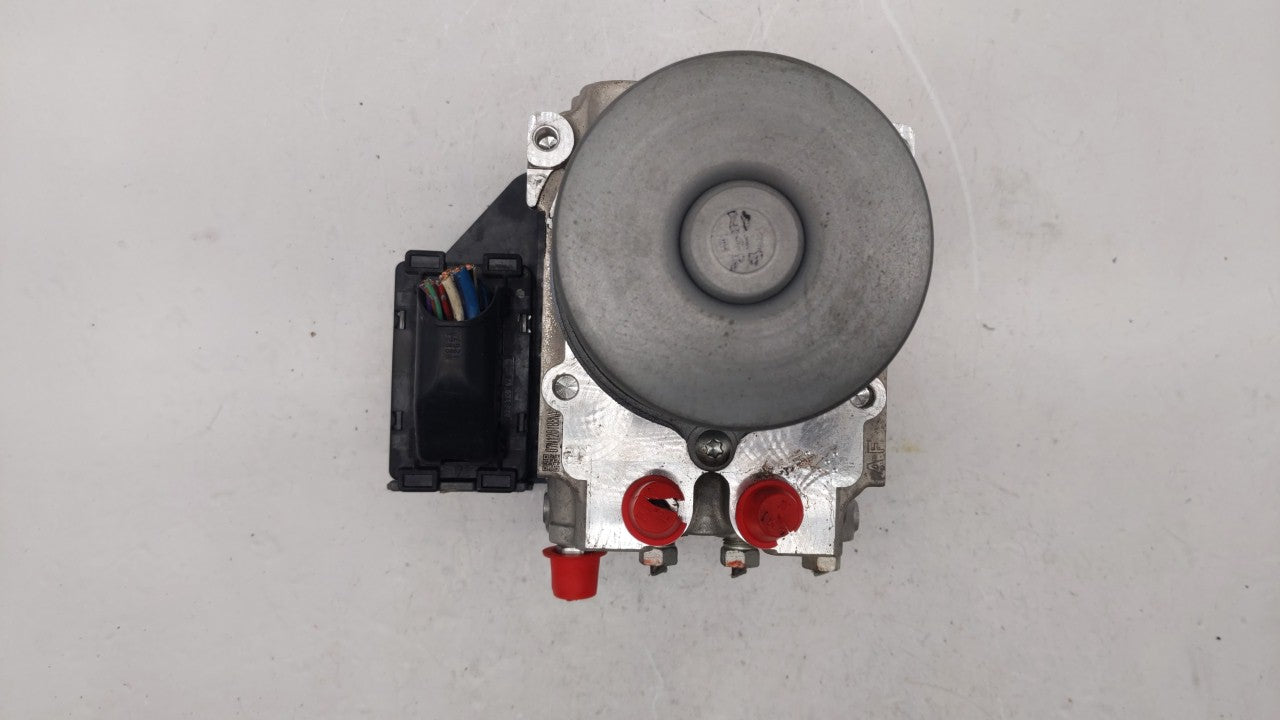 2012 Scion Xb ABS Pump Control Module Replacement P/N:89541-12821 44540-12511 Fits OEM Used Auto Parts - Oemusedautoparts1.c