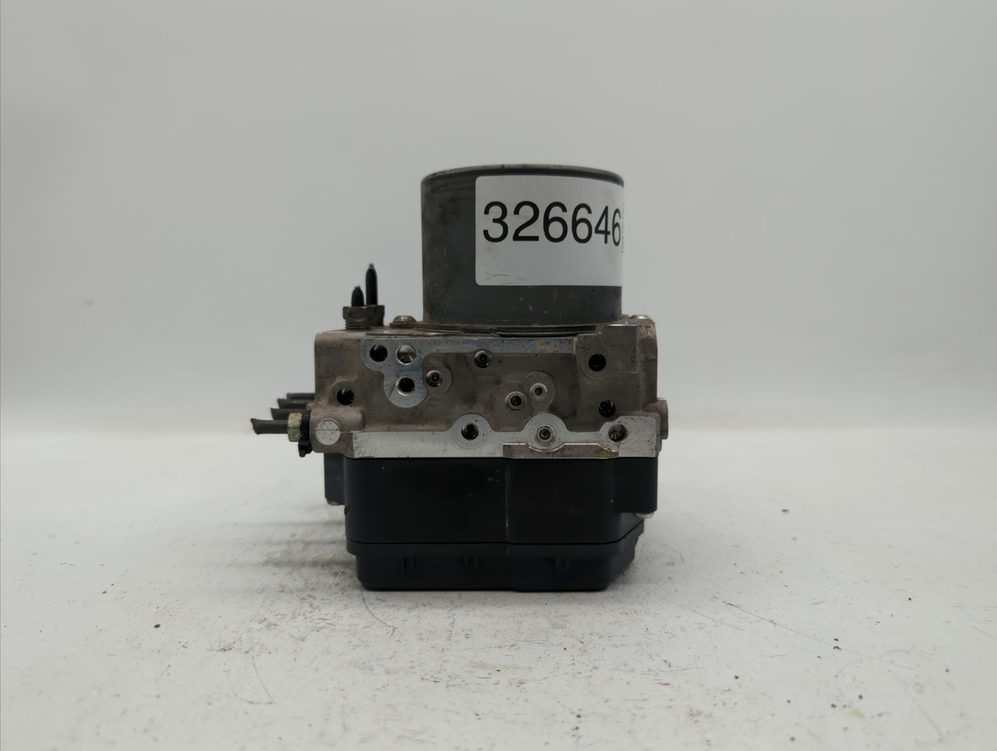 2012 Scion Xb ABS Pump Control Module Replacement P/N:89541-12820 44540-12510 Fits OEM Used Auto Parts - Oemusedautoparts1.c