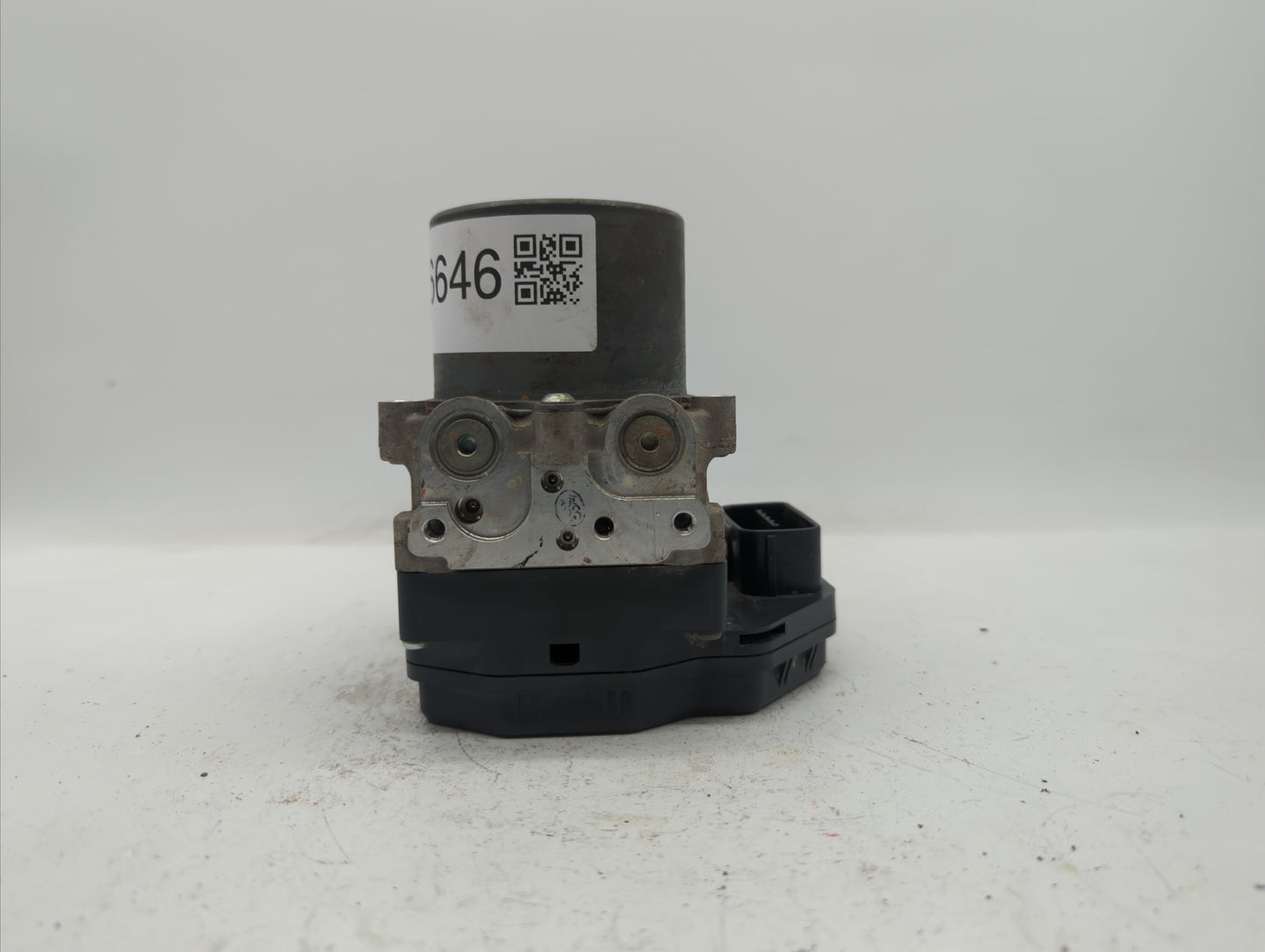 2012 Scion Xb ABS Pump Control Module Replacement P/N:89541-12820 44540-12510 Fits OEM Used Auto Parts - Oemusedautoparts1.c