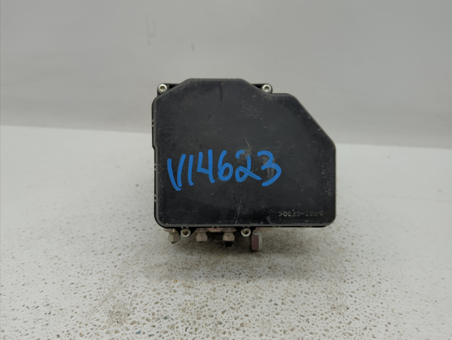 2012 Scion Xb ABS Pump Control Module Replacement P/N:89541-12820 44540-12510 Fits OEM Used Auto Parts - Oemusedautoparts1.c