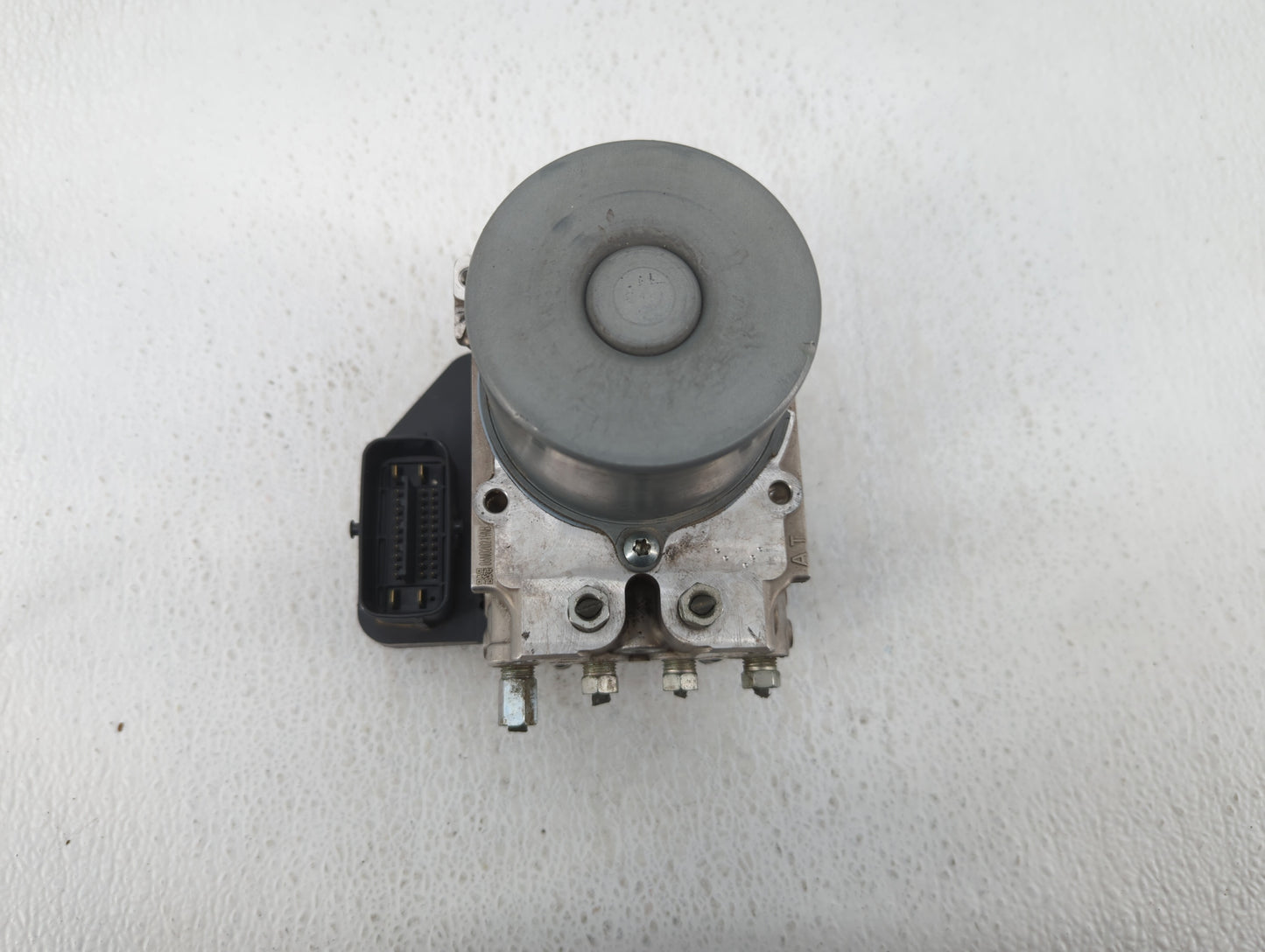 2012 Scion Xb ABS Pump Control Module Replacement P/N:133800-9090 Fits OEM Used Auto Parts - Oemusedautoparts1.com