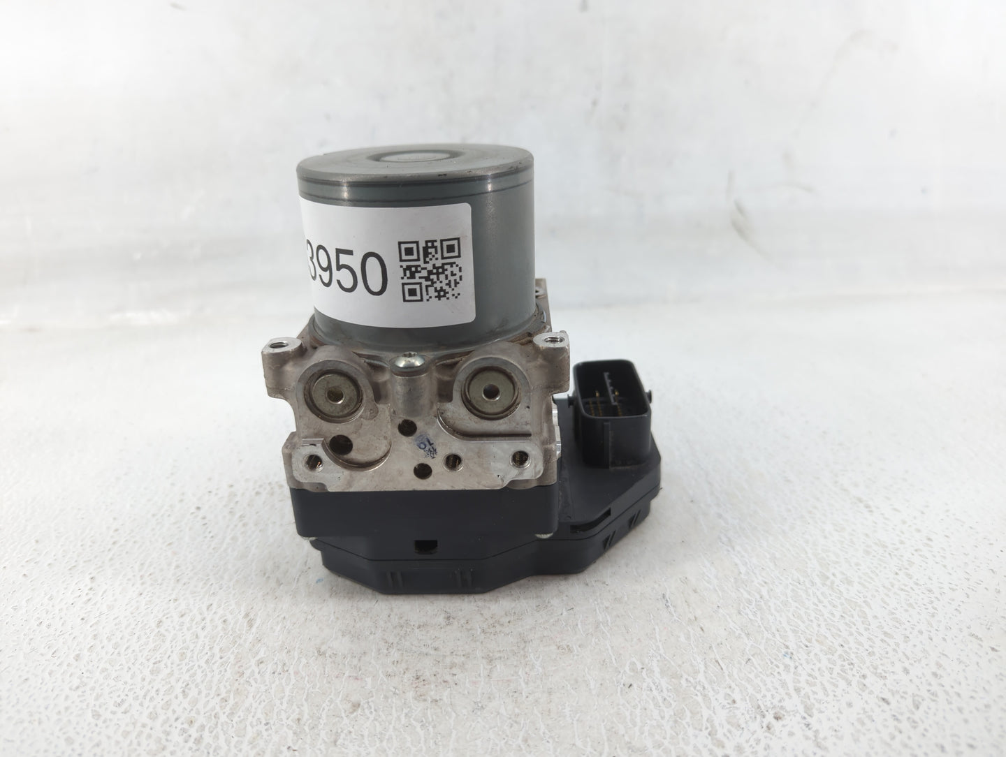2012 Scion Xb ABS Pump Control Module Replacement P/N:133800-9090 Fits OEM Used Auto Parts - Oemusedautoparts1.com