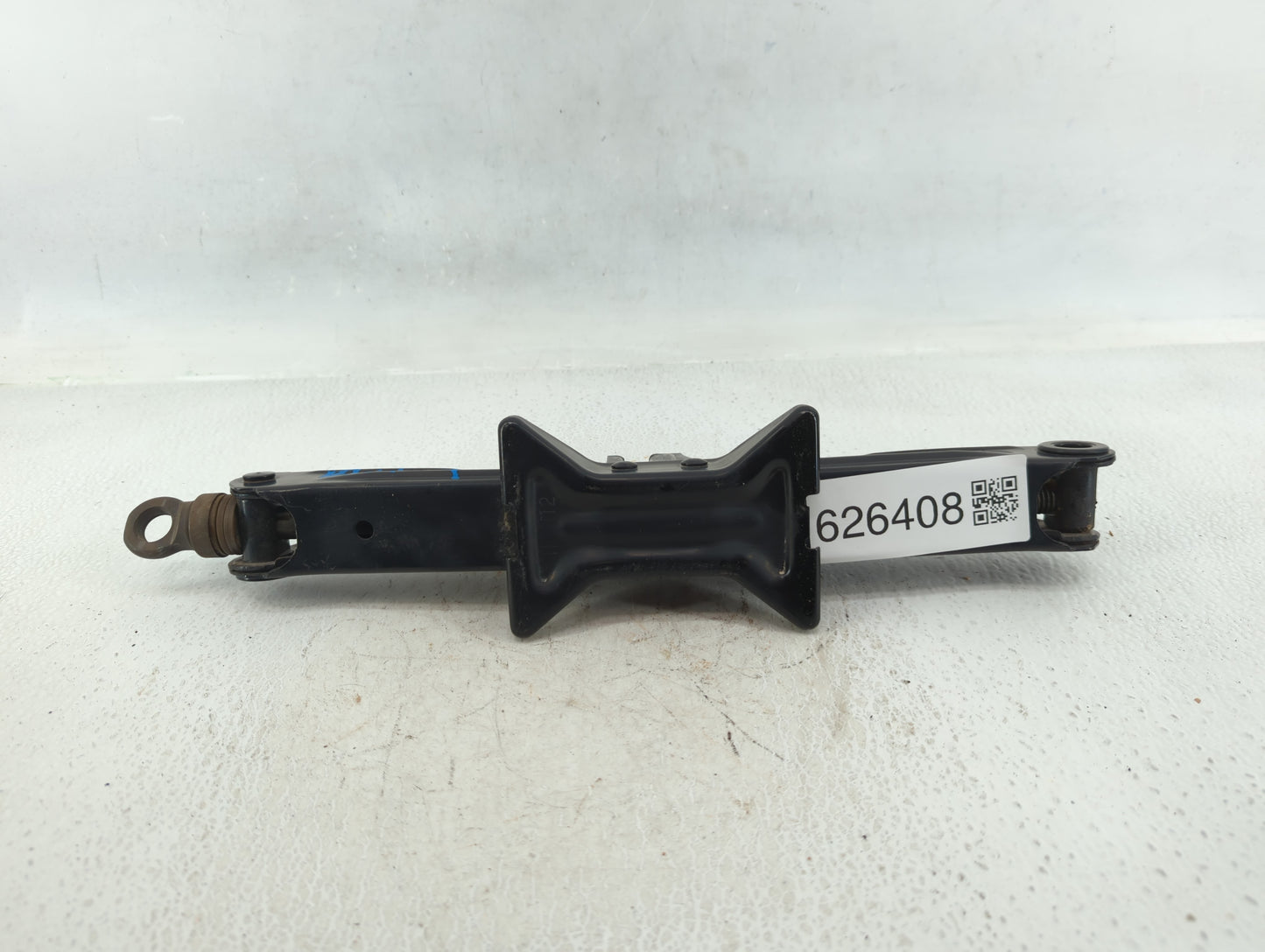 2012 Scion Xb Spare Scissor Car Jack - Oemusedautoparts1.com