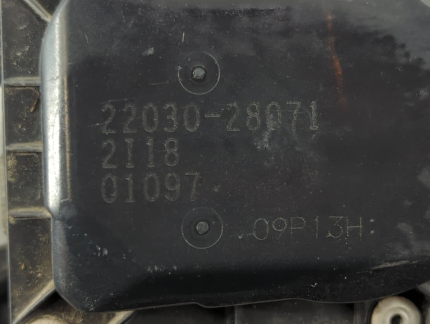 2008-2015 Scion Xb Throttle Body P/N:22030-28071 Fits Fits 2006 2007 2008 2009 2010 2011 2012 2013 2014 2015 OEM Used Auto P