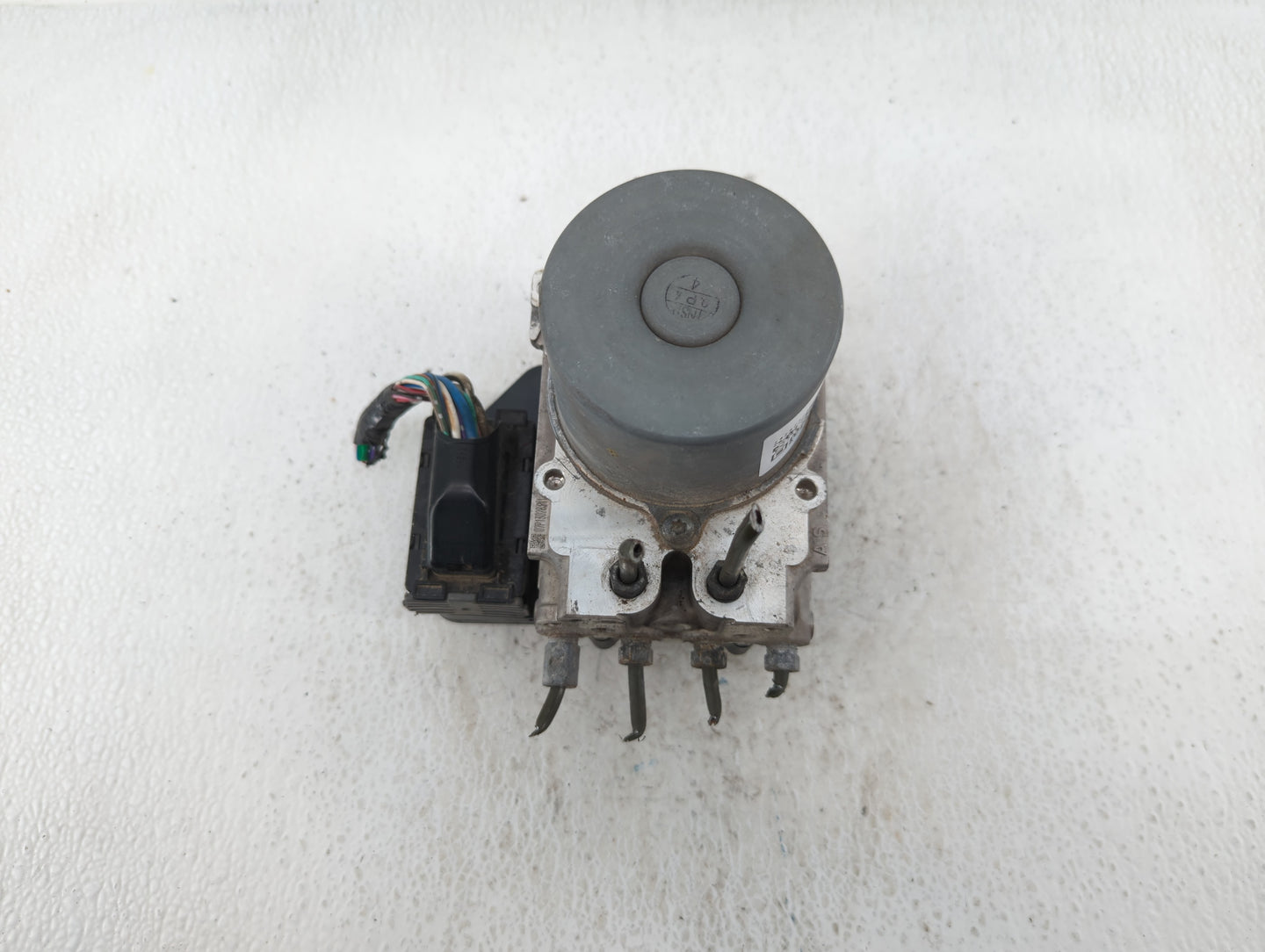 2012 Scion Xb ABS Pump Control Module Replacement P/N:44540-12511 133800-3830 Fits OEM Used Auto Parts - Oemusedautoparts1.c