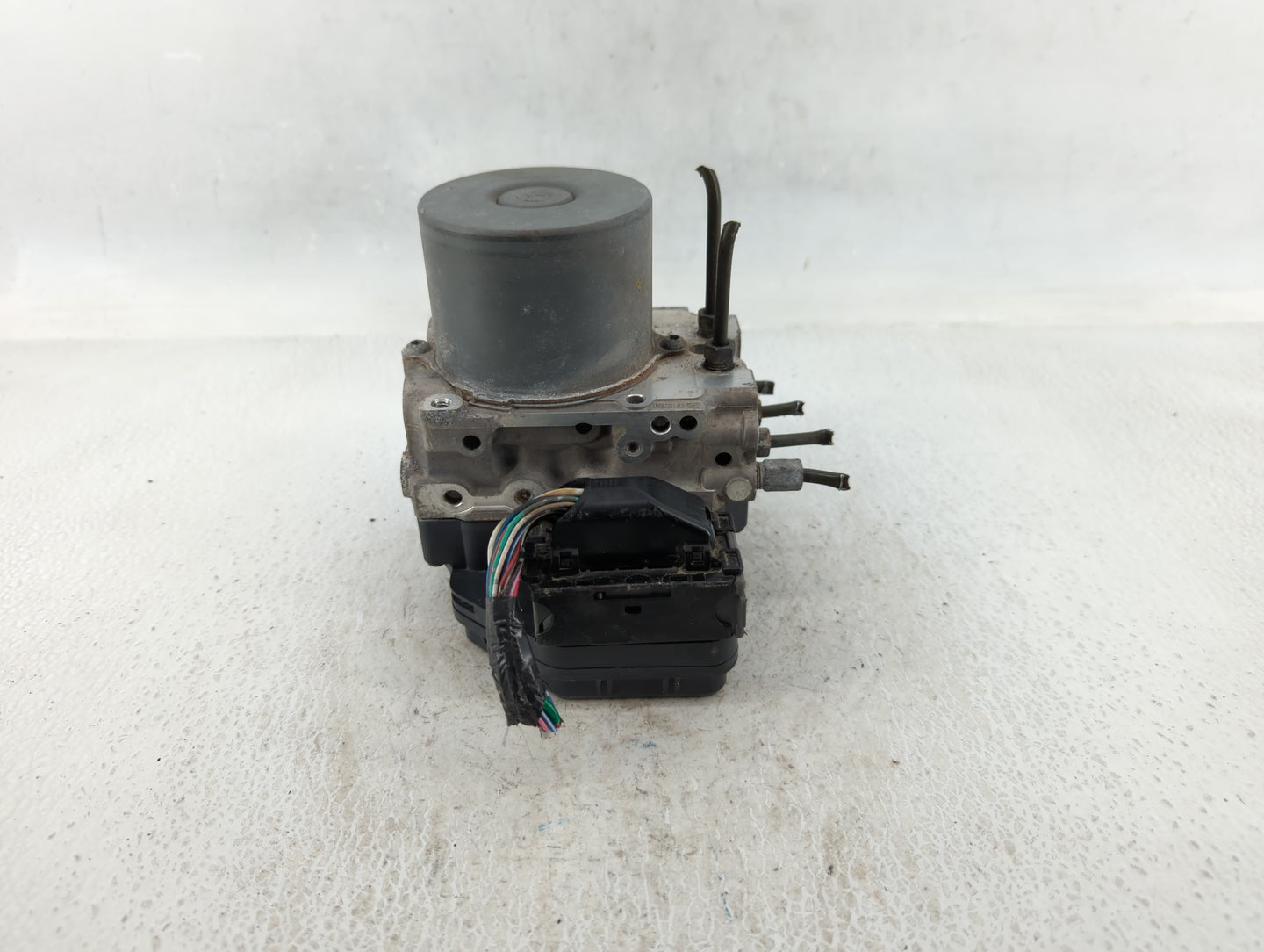 2012 Scion Xb ABS Pump Control Module Replacement P/N:44540-12511 133800-3830 Fits OEM Used Auto Parts - Oemusedautoparts1.c