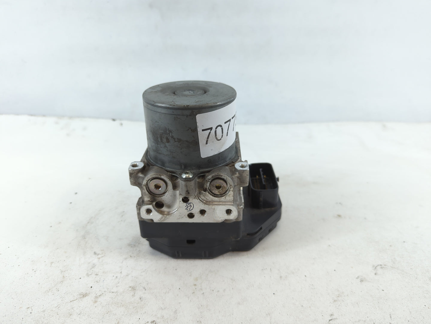 2012 Scion Xb ABS Pump Control Module Replacement P/N:89541-12820 133800-9090, 44540-12510 Fits OEM Used Auto Parts - Oemuse