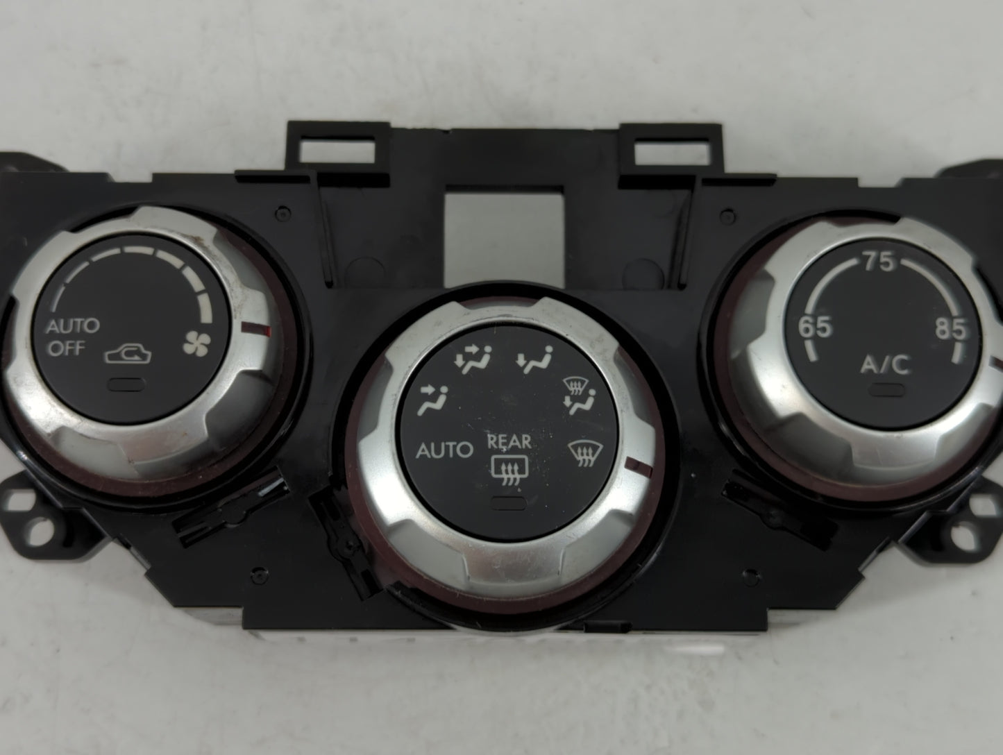 2012 Subaru Forester Climate Control Module Temperature AC/Heater Replacement P/N:72311SC270 Fits OEM Used Auto Parts - Oemu
